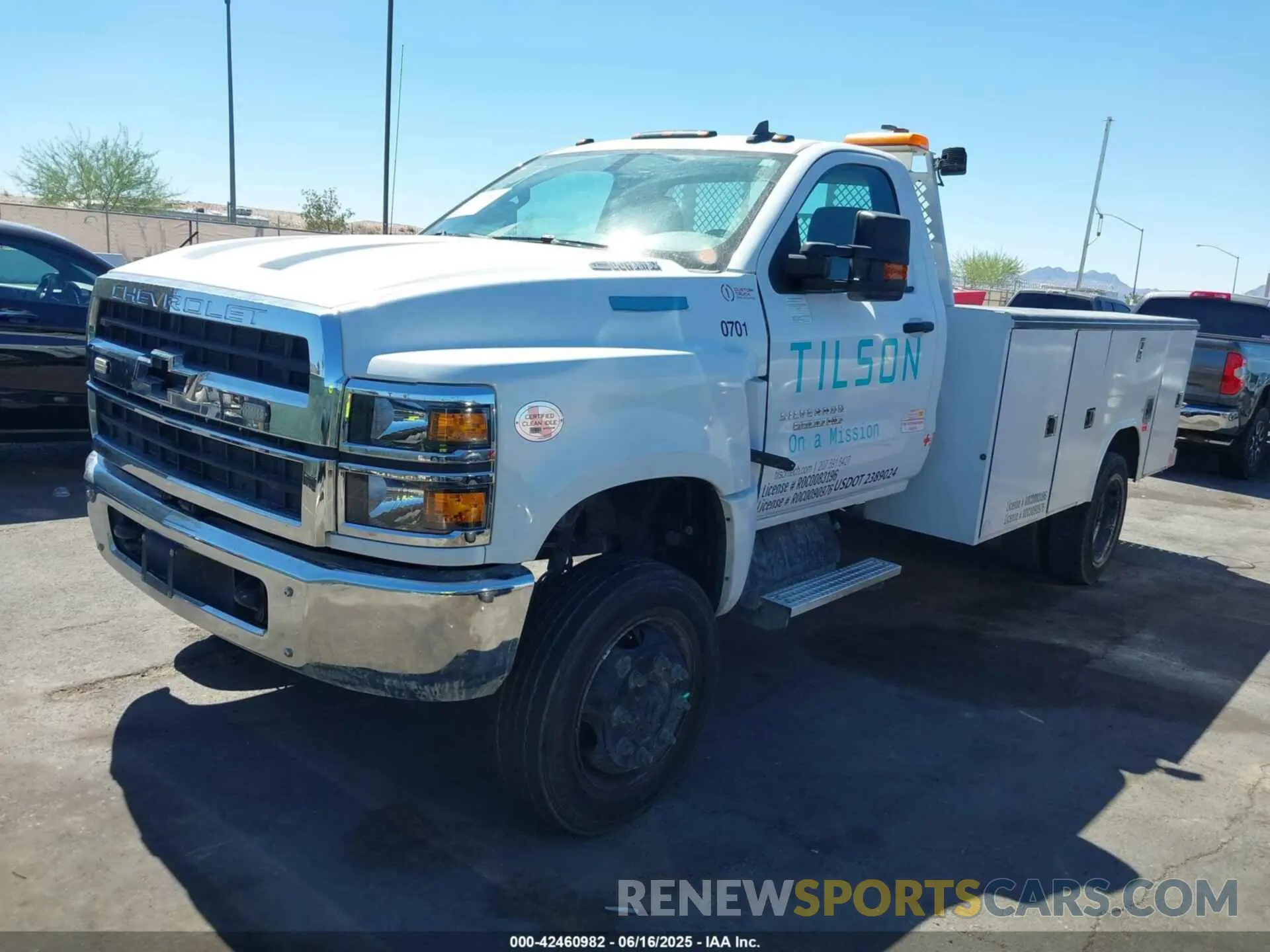 14 Photograph of a damaged car 1HTKJPVM2PH333566 CHEVROLET SILVERADO MD 2023