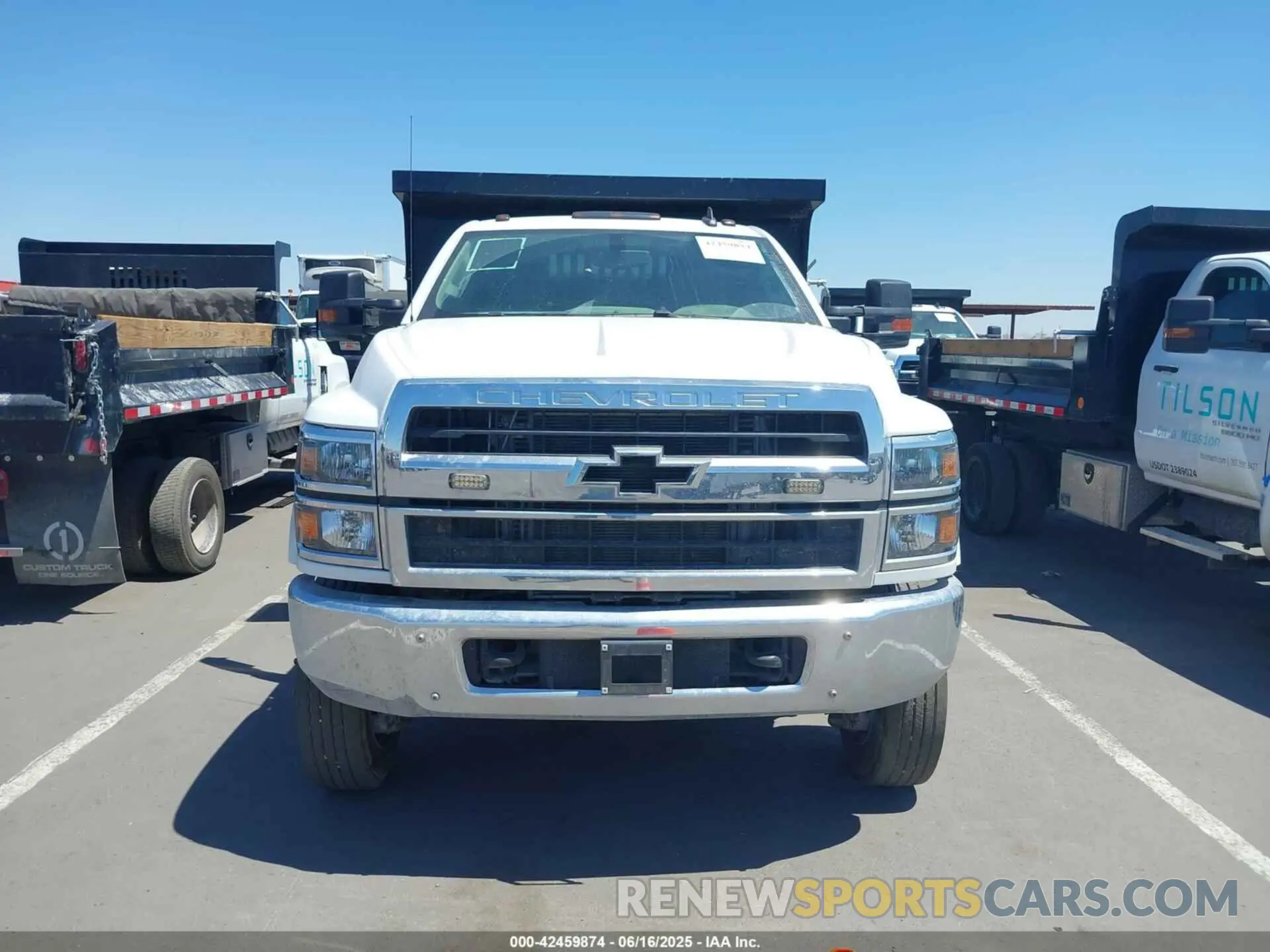 12 Photograph of a damaged car 1HTKJPVM2PH508110 CHEVROLET SILVERADO MD 2023