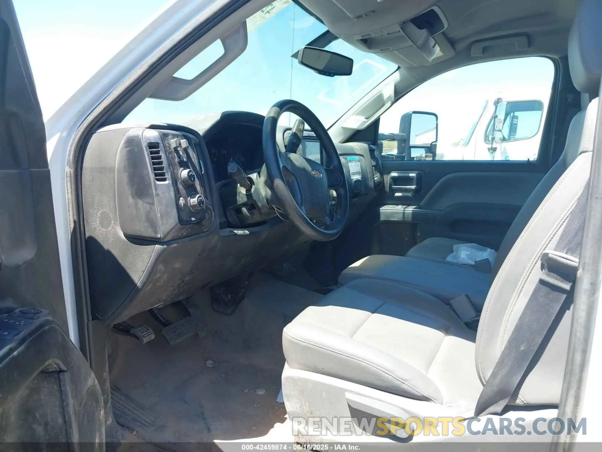 6 Photograph of a damaged car 1HTKJPVM2PH508110 CHEVROLET SILVERADO MD 2023