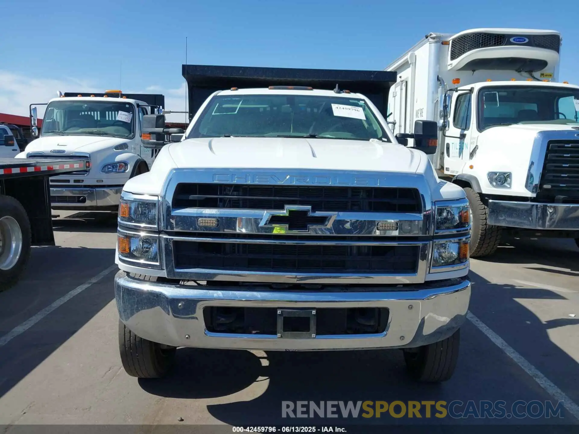 12 Фотография поврежденного автомобиля 1HTKJPVM3PH218491 CHEVROLET SILVERADO MD 2023