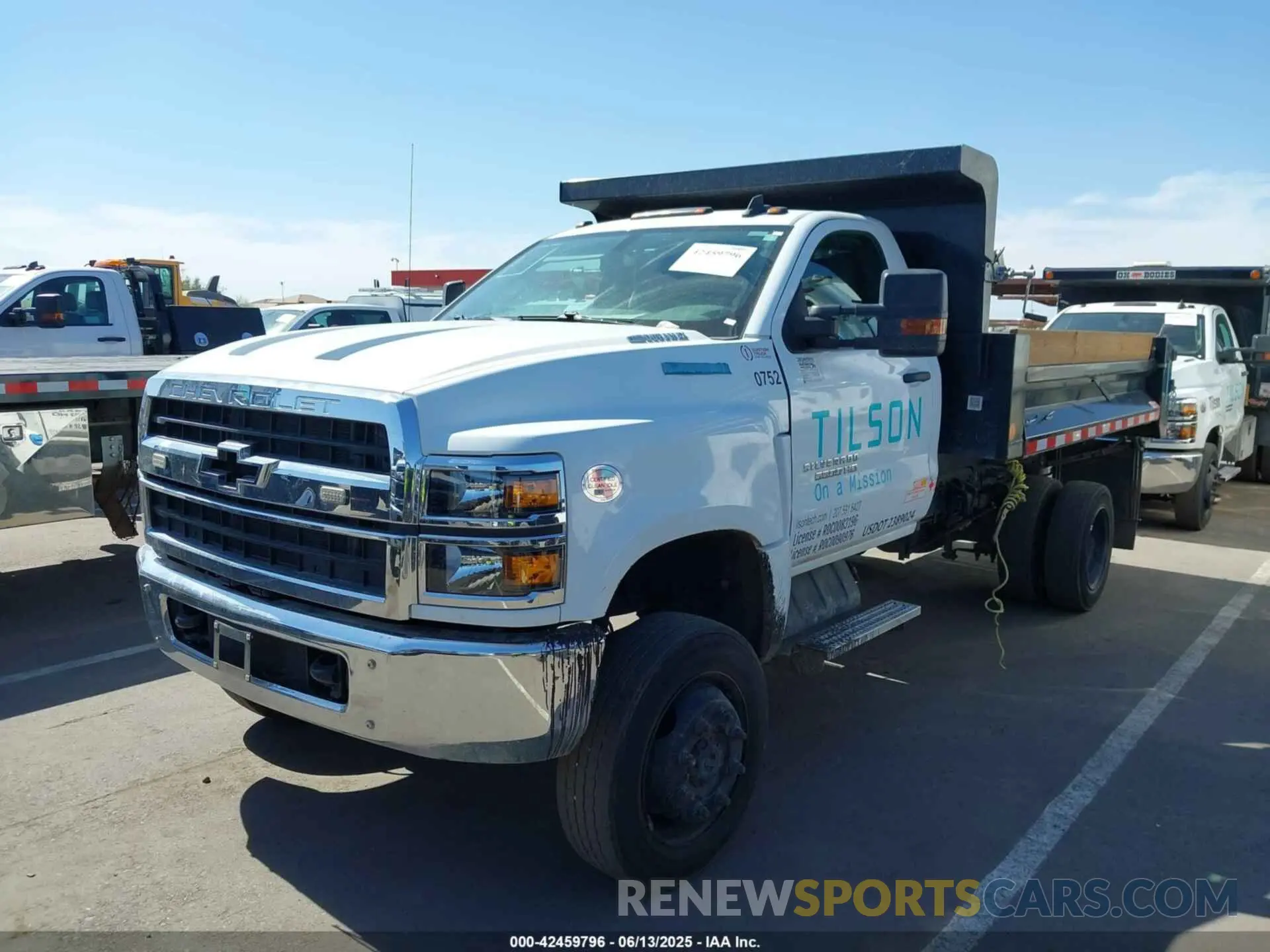 2 Фотография поврежденного автомобиля 1HTKJPVM3PH218491 CHEVROLET SILVERADO MD 2023