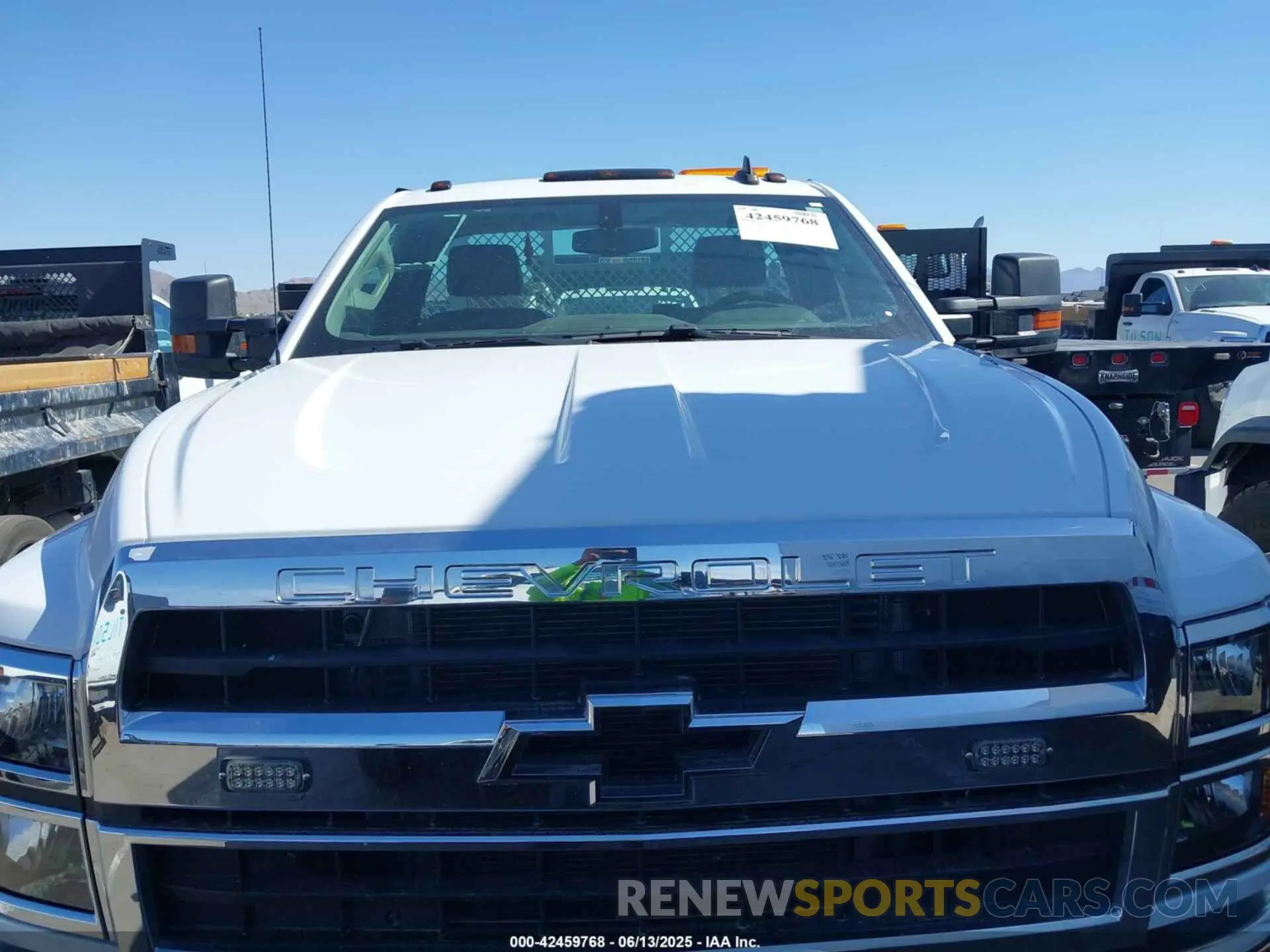 11 Photograph of a damaged car 1HTKJPVM4PH130937 CHEVROLET SILVERADO MD 2023