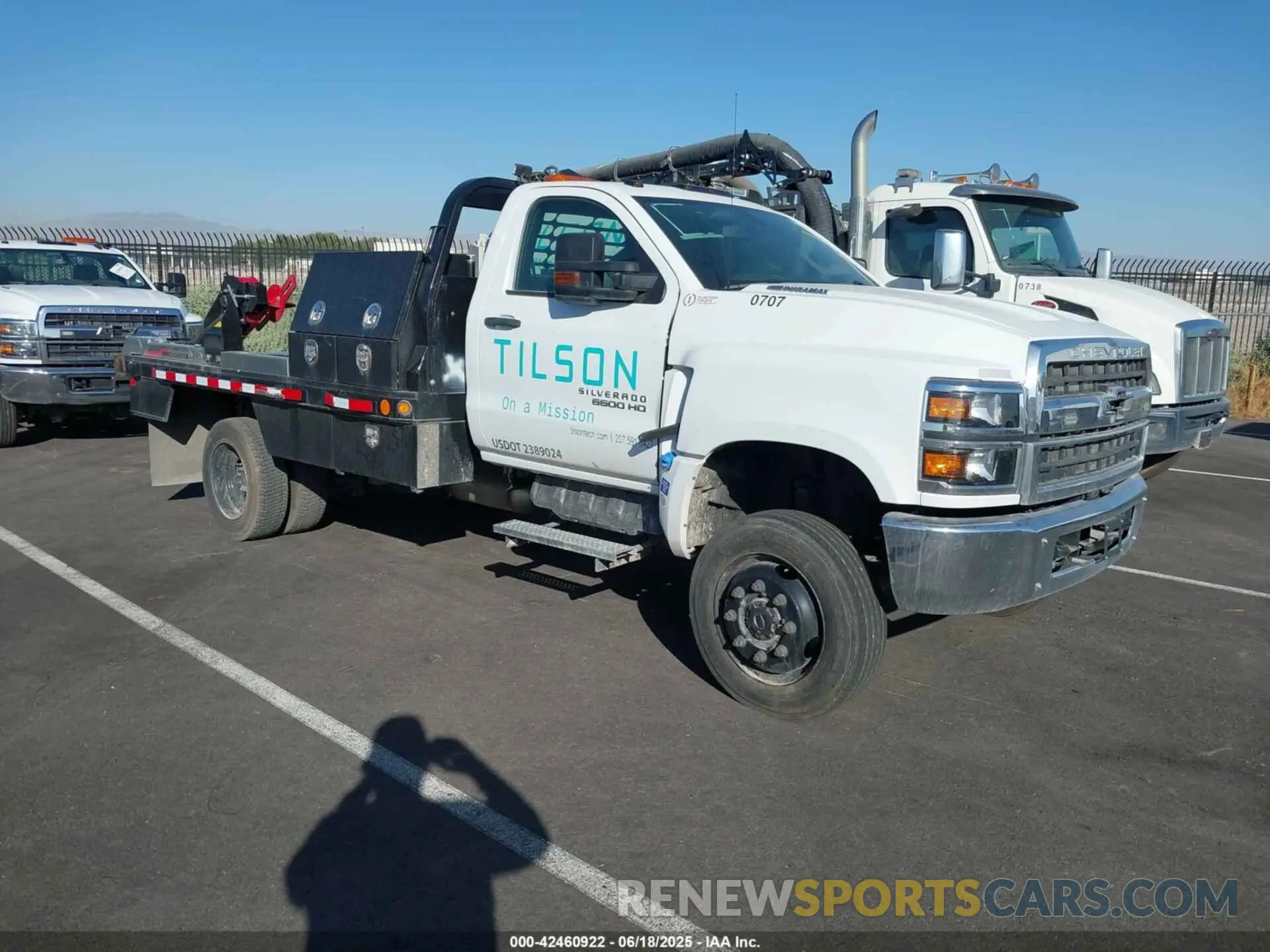 1 Фотография поврежденного автомобиля 1HTKJPVM4PH130940 CHEVROLET SILVERADO MD 2023