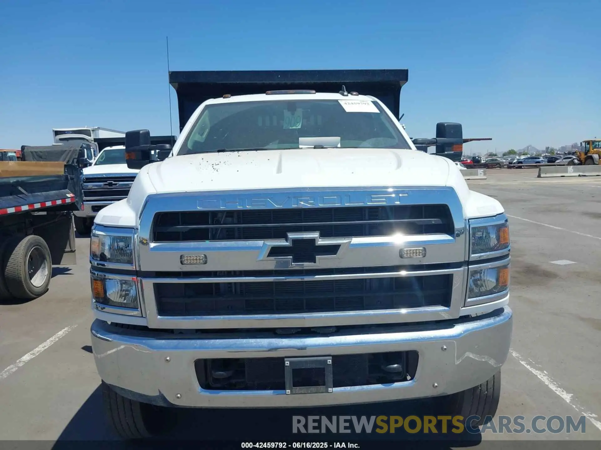 11 Photograph of a damaged car 1HTKJPVM4PH508108 CHEVROLET SILVERADO MD 2023