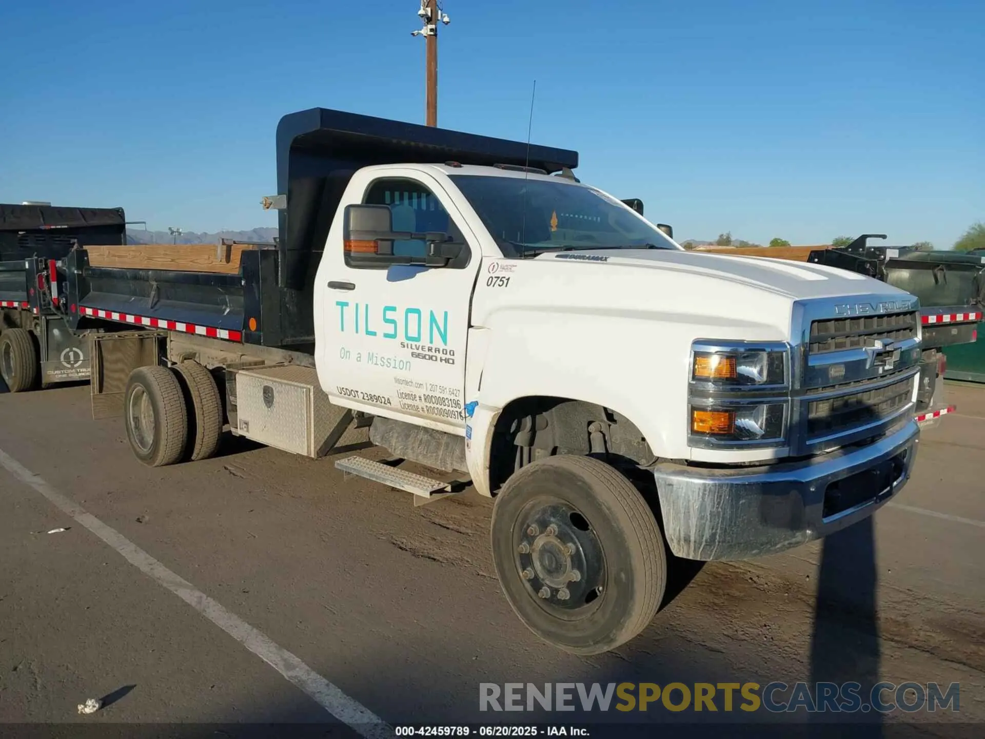 1 Фотография поврежденного автомобиля 1HTKJPVM5PH218475 CHEVROLET SILVERADO MD 2023