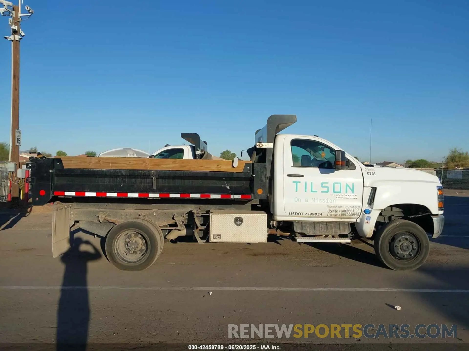 13 Фотография поврежденного автомобиля 1HTKJPVM5PH218475 CHEVROLET SILVERADO MD 2023