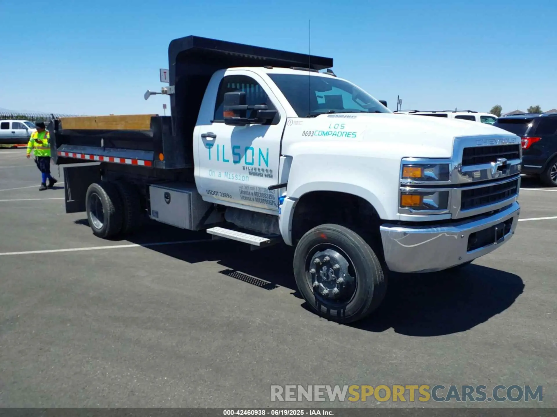 1 Фотография поврежденного автомобиля 1HTKJPVM5PH508019 CHEVROLET SILVERADO MD 2023