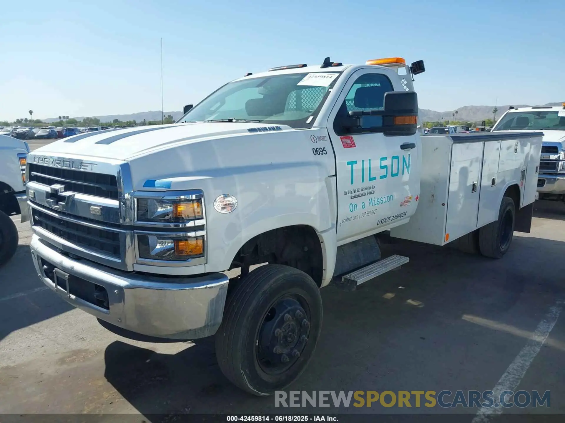 2 Photograph of a damaged car 1HTKJPVM6PH130941 CHEVROLET SILVERADO MD 2023