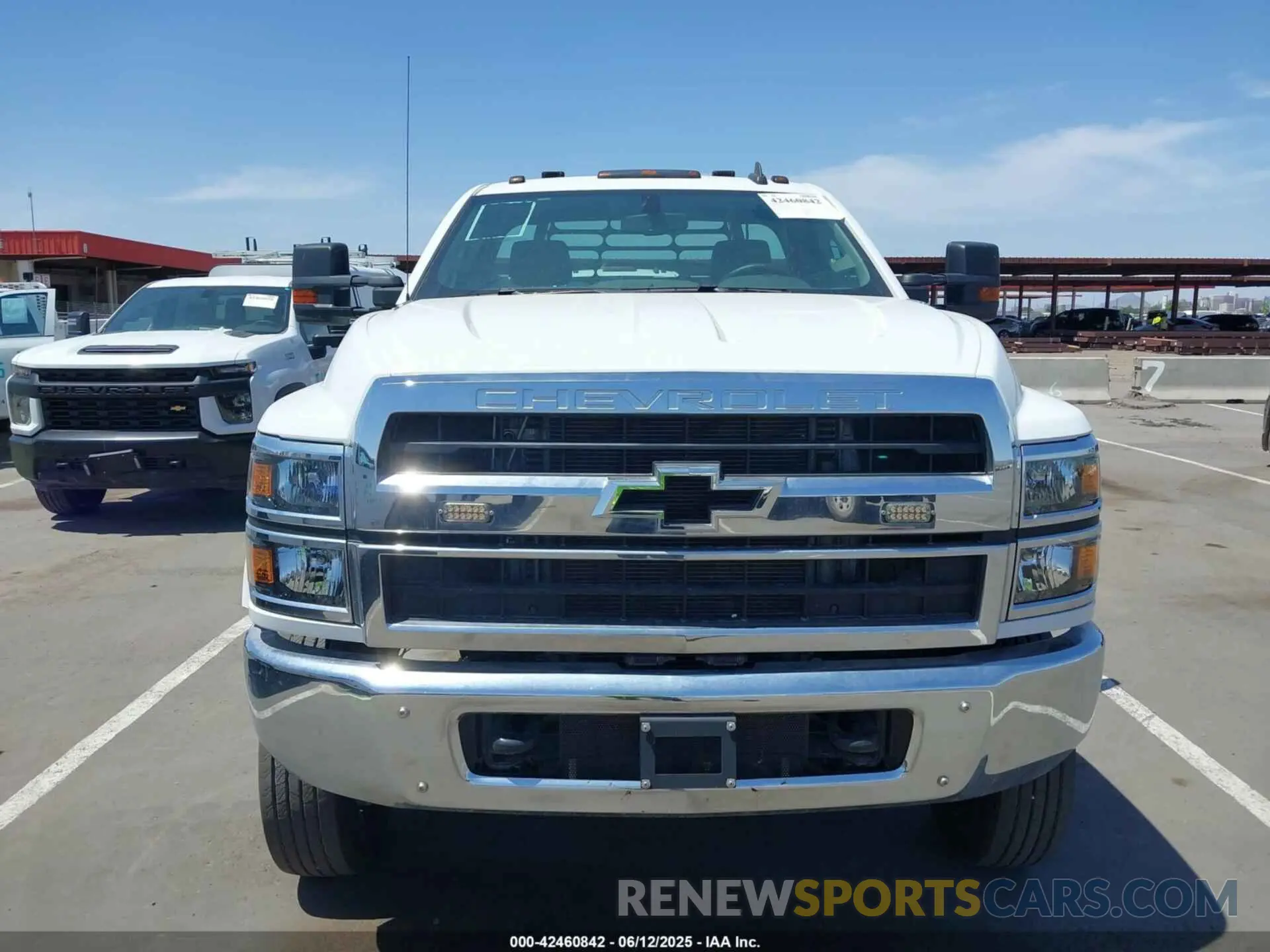 12 Photograph of a damaged car 1HTKJPVM7PH333563 CHEVROLET SILVERADO MD 2023