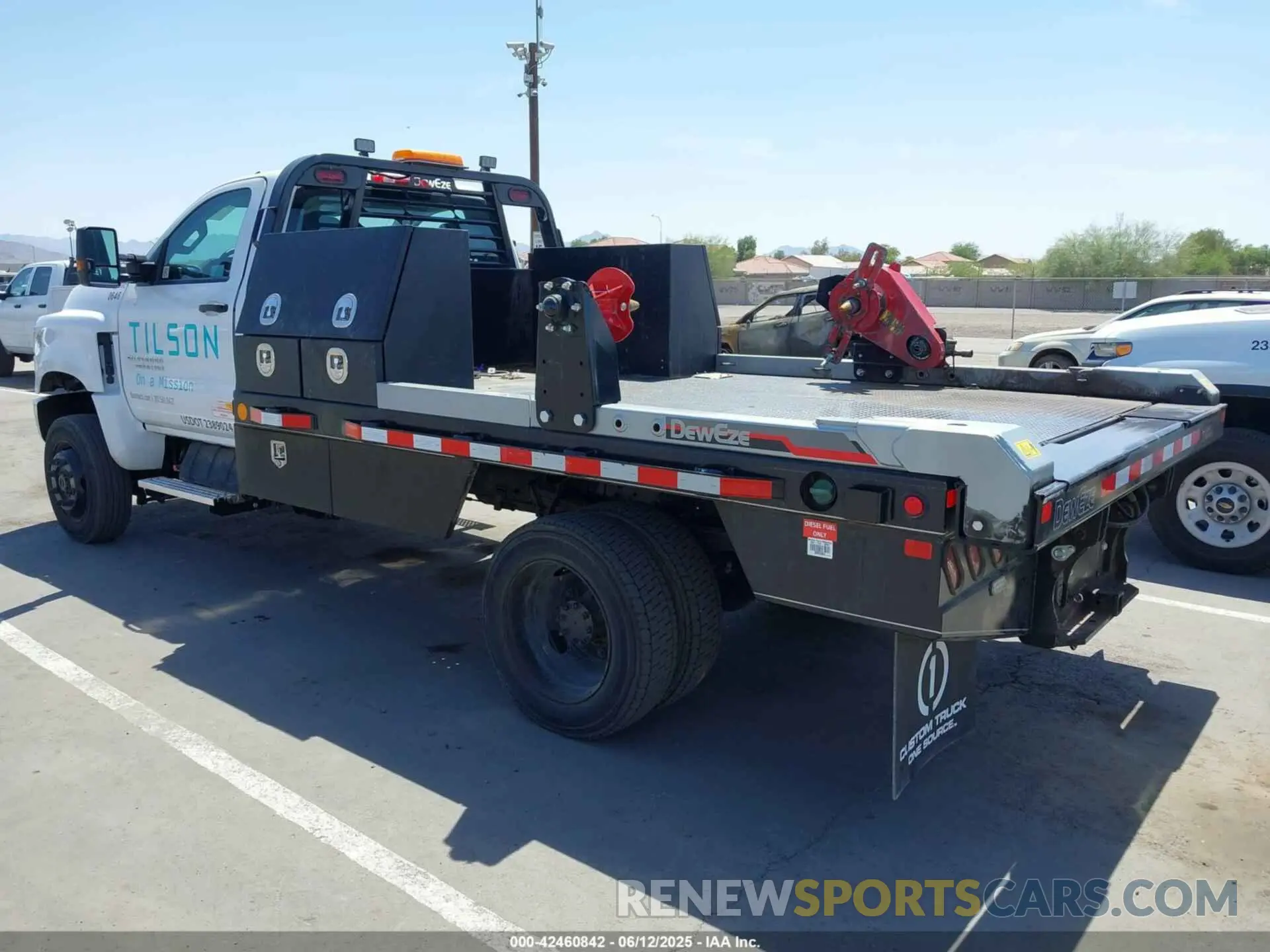 3 Photograph of a damaged car 1HTKJPVM7PH333563 CHEVROLET SILVERADO MD 2023