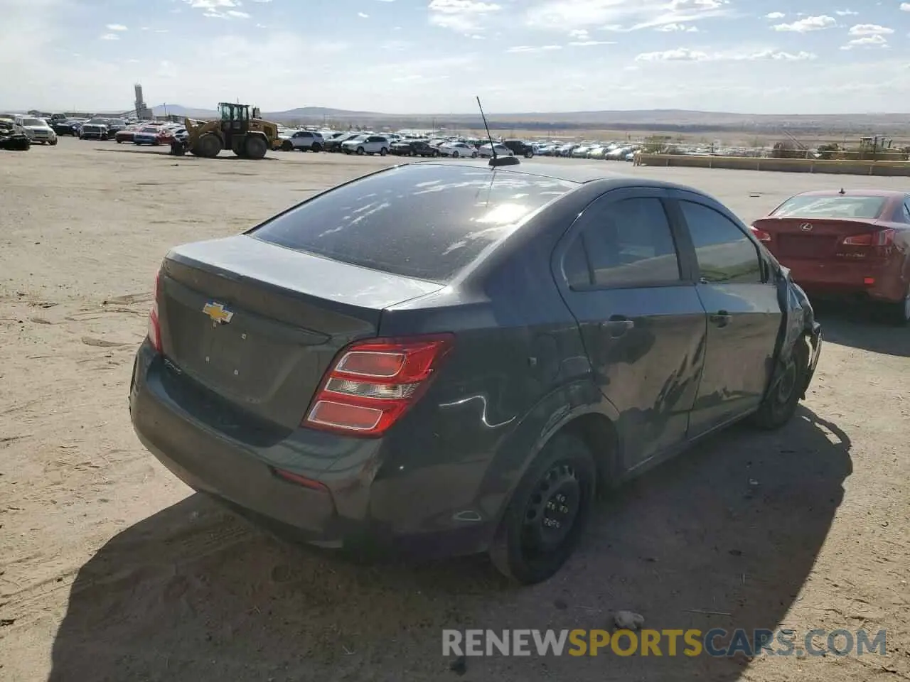 3 Фотография поврежденного автомобиля 1G1JB5SB3K4136220 CHEVROLET SONIC 2019