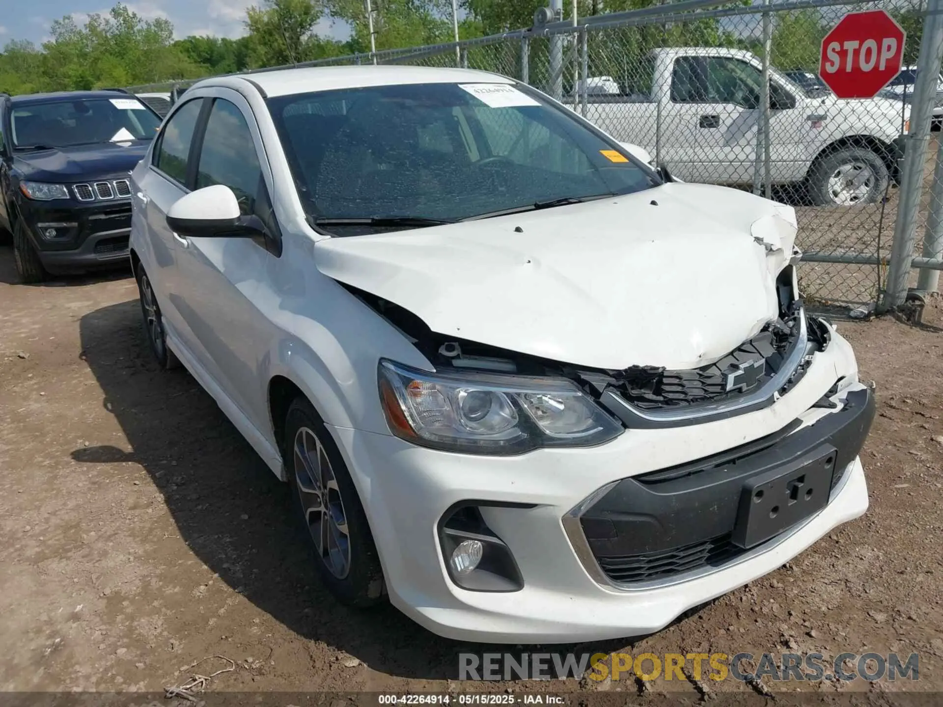 1 Фотография поврежденного автомобиля 1G1JD5SB1K4148053 CHEVROLET SONIC 2019