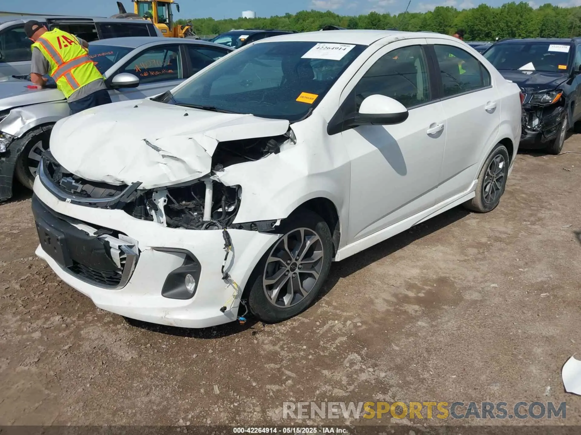 2 Фотография поврежденного автомобиля 1G1JD5SB1K4148053 CHEVROLET SONIC 2019