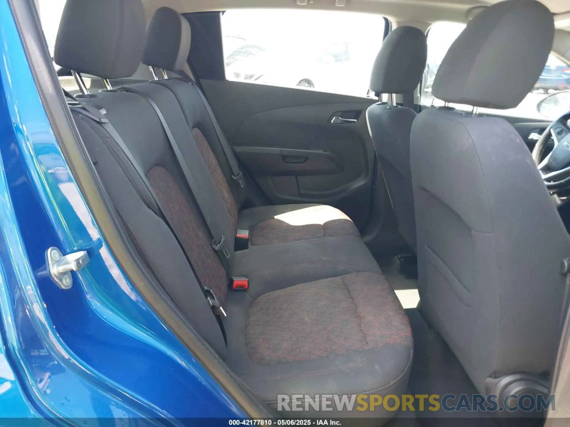 8 Photograph of a damaged car 1G1JD6SB0K4138765 CHEVROLET SONIC 2019