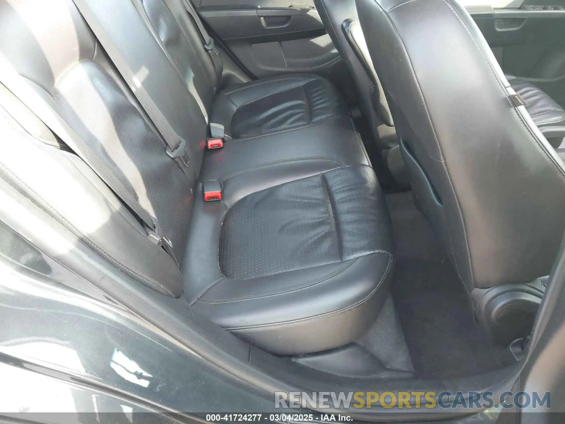 8 Photograph of a damaged car 1G1JF5SBXK4124358 CHEVROLET SONIC 2019