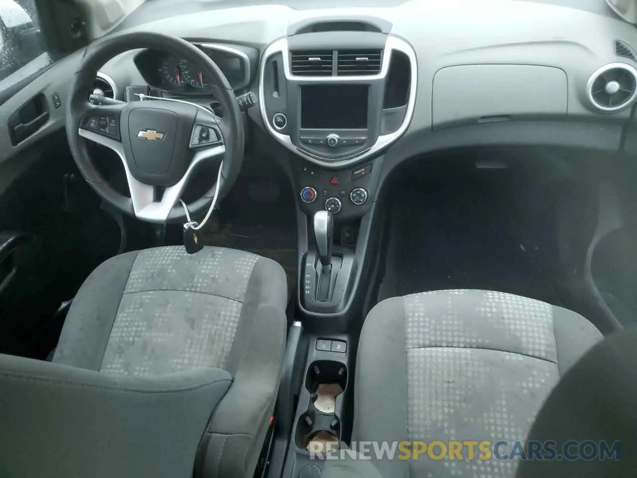 8 Фотография поврежденного автомобиля 1G1JG6SB5K4128613 CHEVROLET SONIC 2019