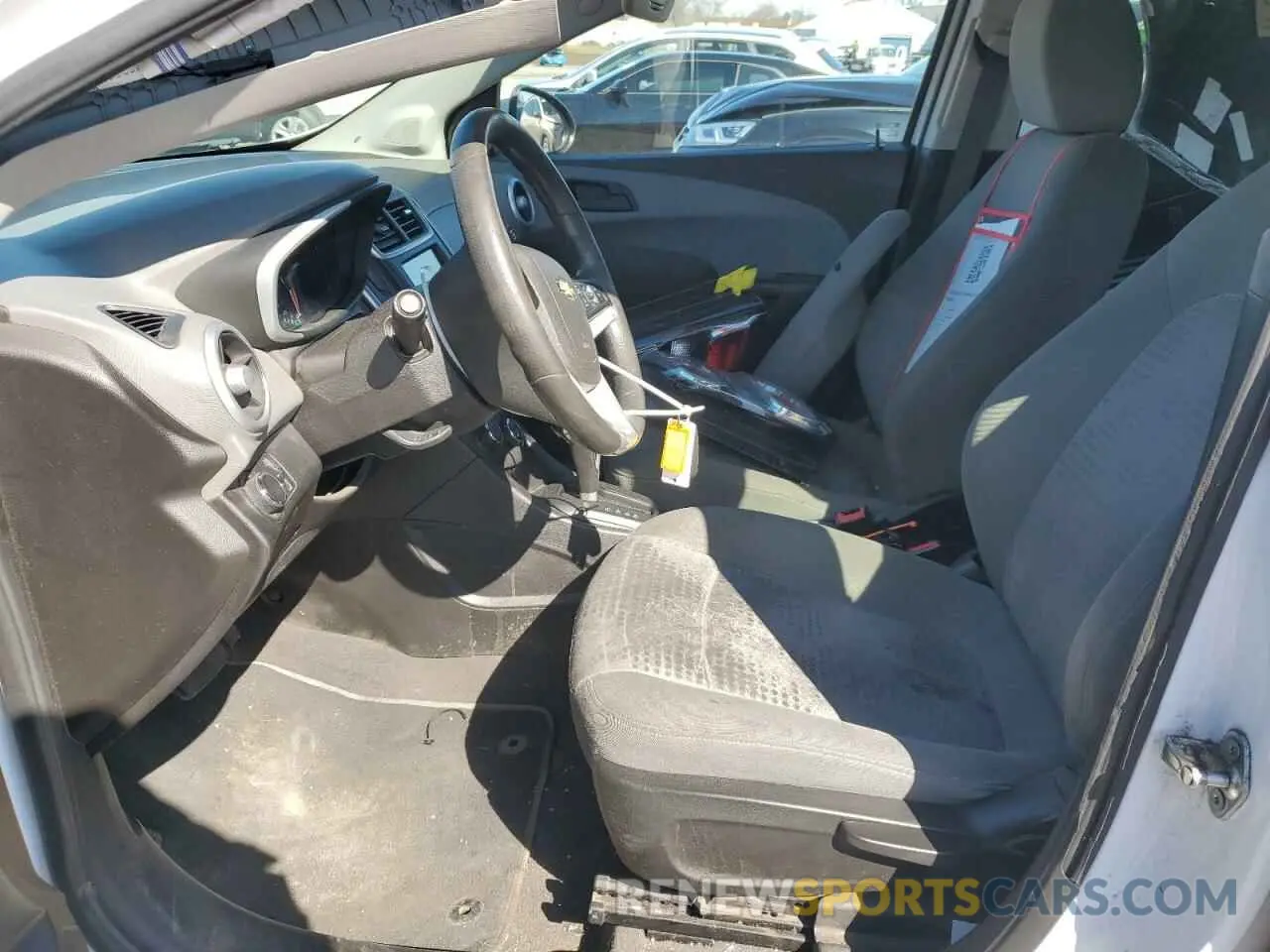 7 Photograph of a damaged car 1G1JG6SB5K4136310 CHEVROLET SONIC 2019