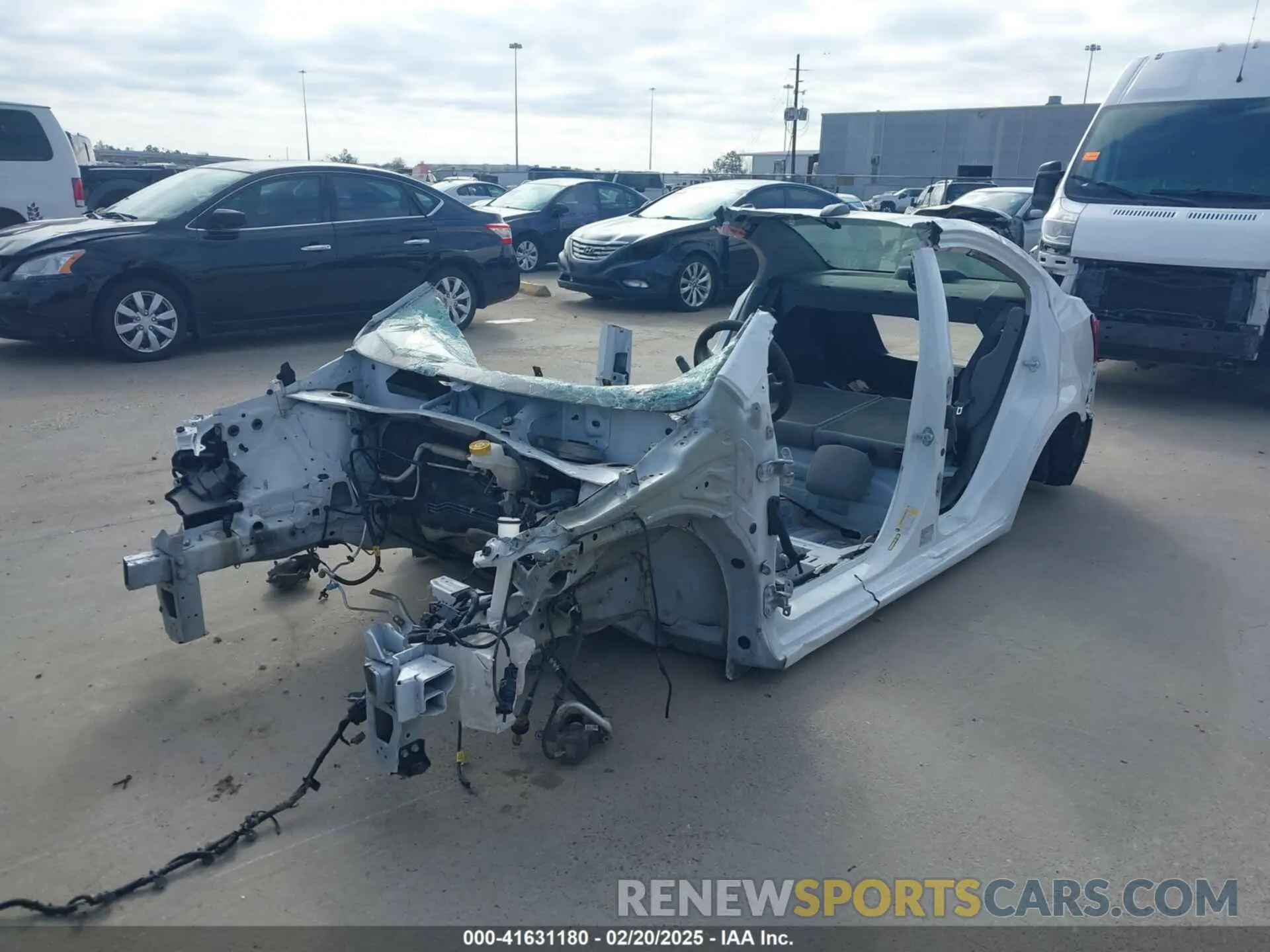 2 Photograph of a damaged car 1G1JB5SB0L4101538 CHEVROLET SONIC 2020