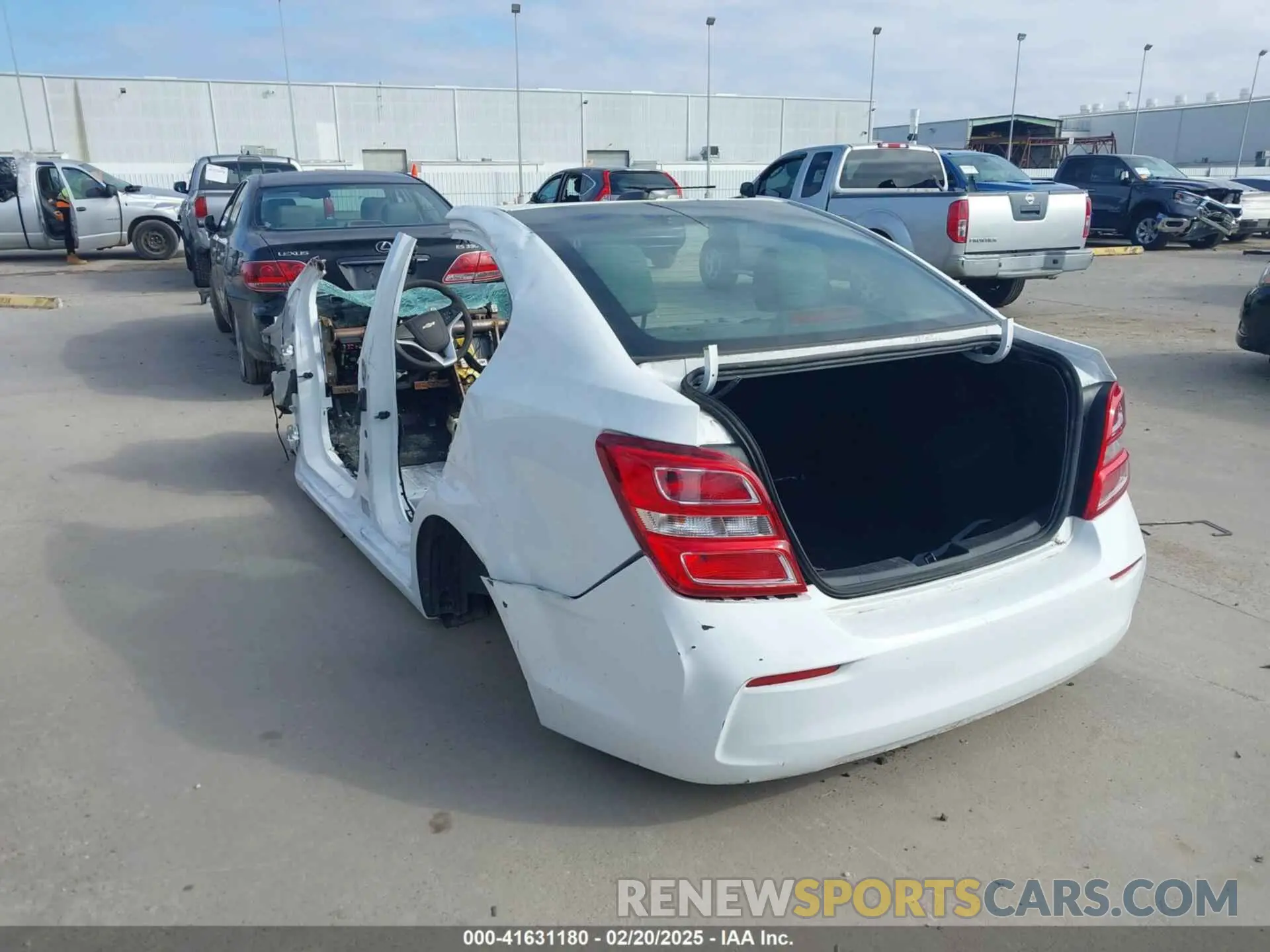 3 Photograph of a damaged car 1G1JB5SB0L4101538 CHEVROLET SONIC 2020