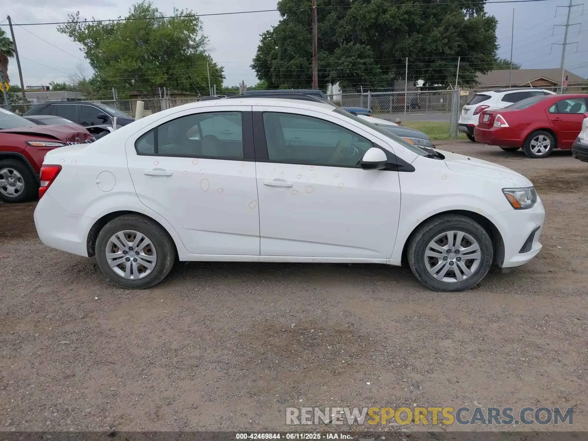 14 Photograph of a damaged car 1G1JB5SB1L4101869 CHEVROLET SONIC 2020
