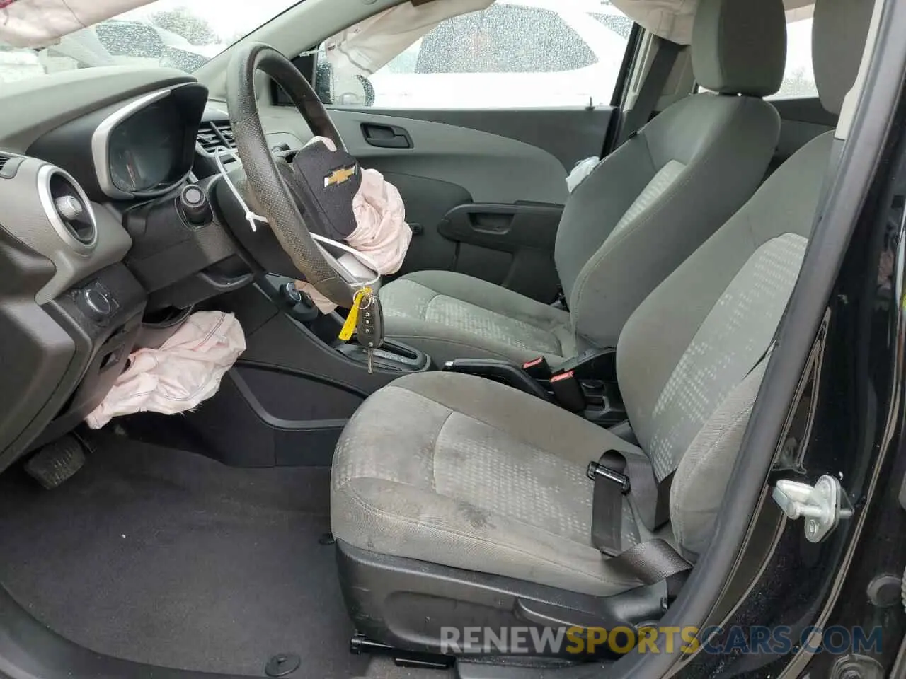 7 Фотография поврежденного автомобиля 1G1JB5SB3L4132296 CHEVROLET SONIC 2020