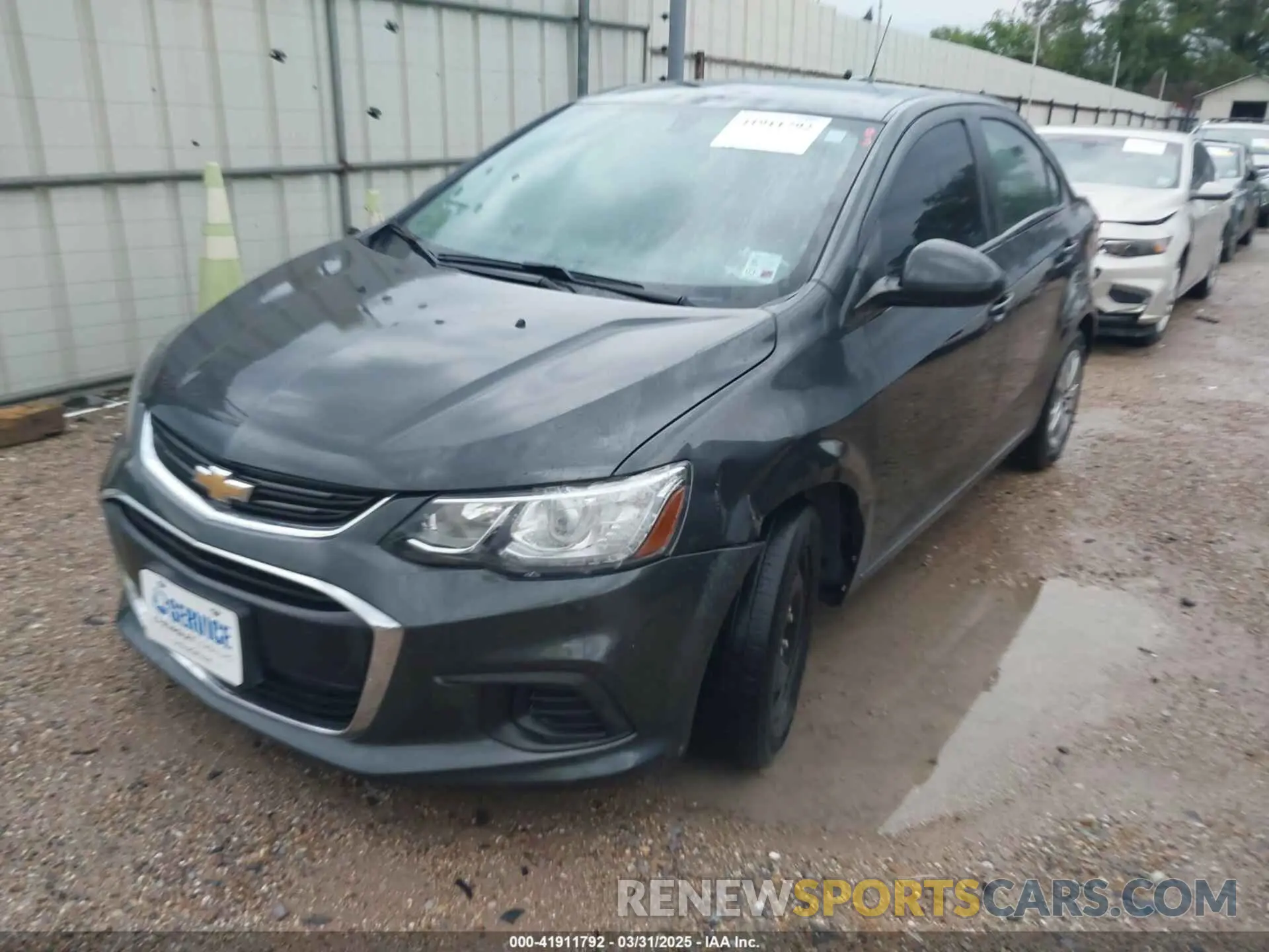 2 Photograph of a damaged car 1G1JB5SB5L4142747 CHEVROLET SONIC 2020