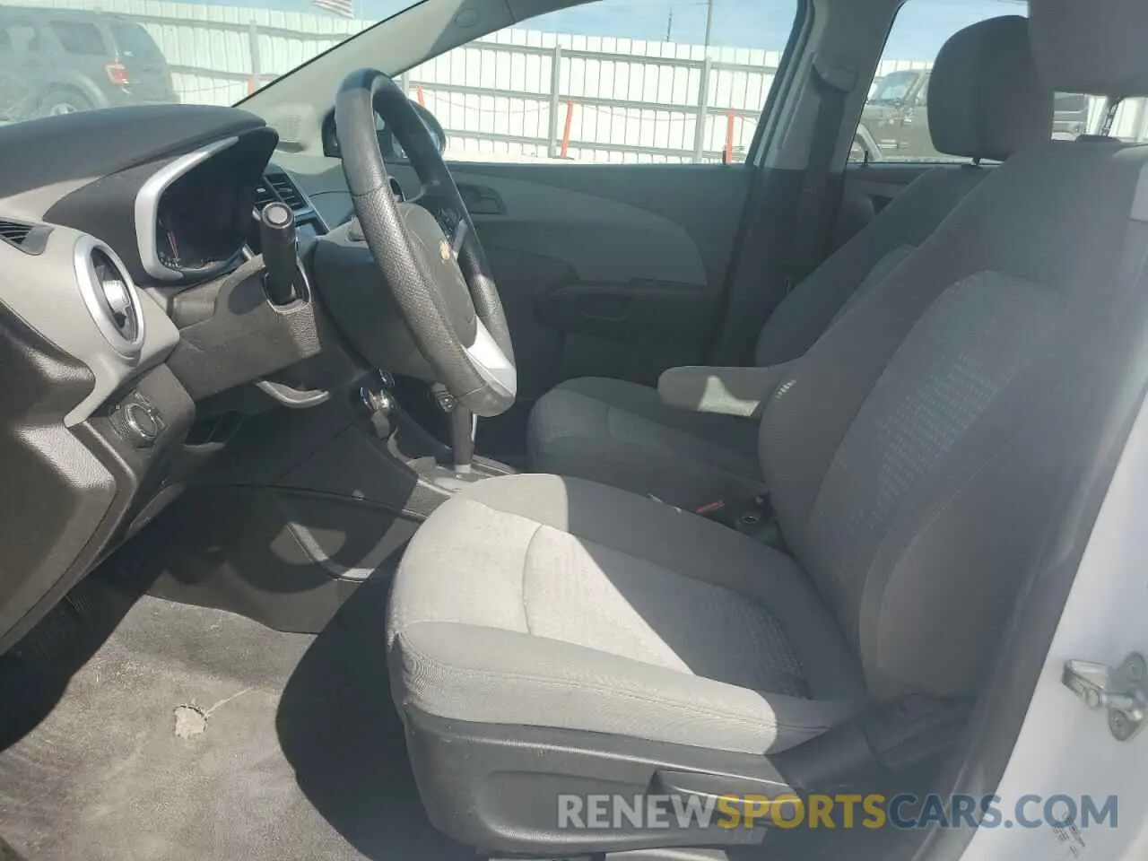 7 Photograph of a damaged car 1G1JB5SB9L4100341 CHEVROLET SONIC 2020