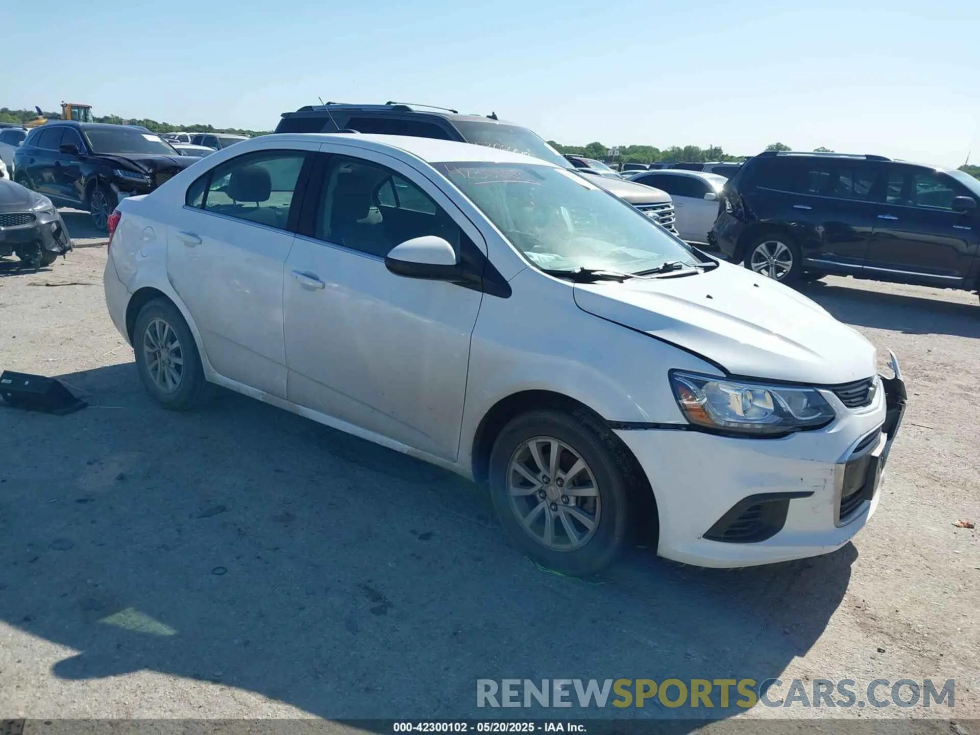 1 Photograph of a damaged car 1G1JD5SB0L4103610 CHEVROLET SONIC 2020