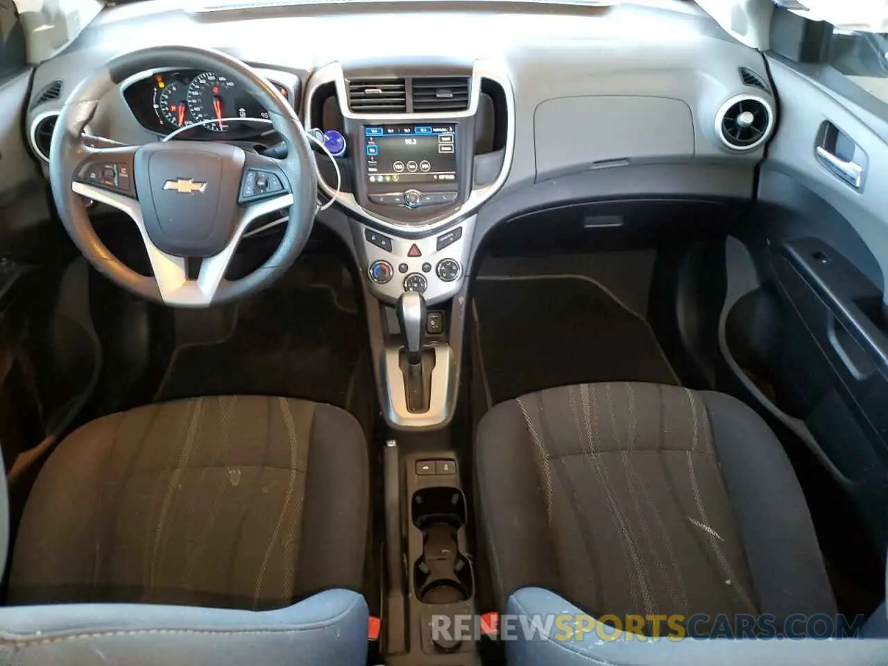 8 Photograph of a damaged car 1G1JD5SB1L4103874 CHEVROLET SONIC 2020