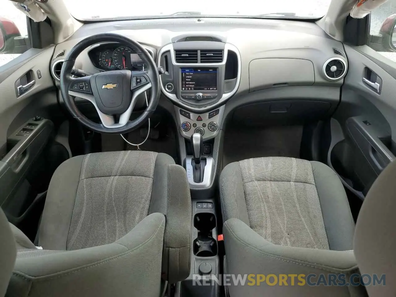 8 Фотография поврежденного автомобиля 1G1JD5SB1L4142674 CHEVROLET SONIC 2020