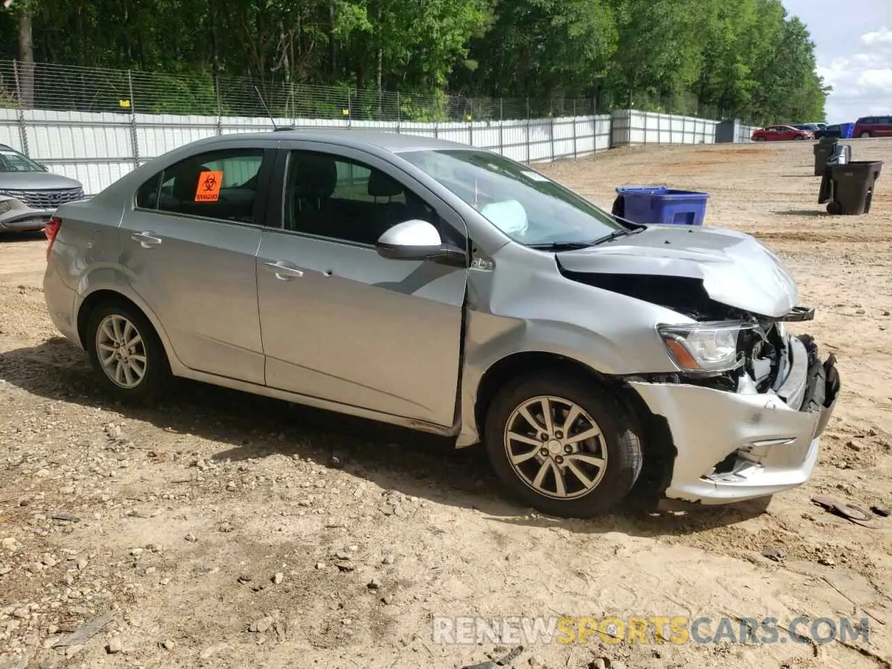 4 Photograph of a damaged car 1G1JD5SB3L4101575 CHEVROLET SONIC 2020