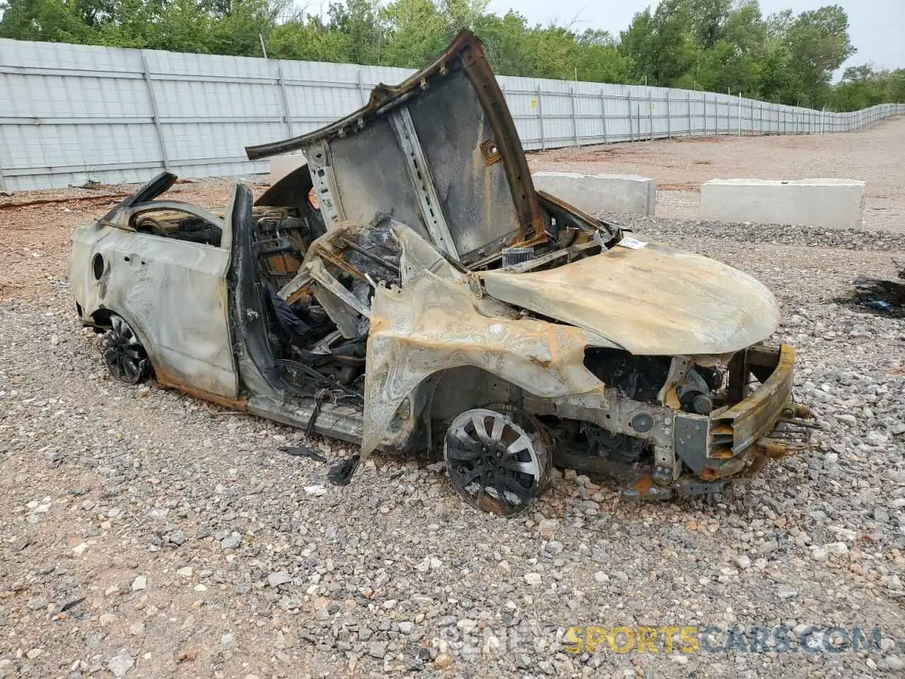 4 Фотография поврежденного автомобиля 1G1JD5SB4L4139378 CHEVROLET SONIC 2020