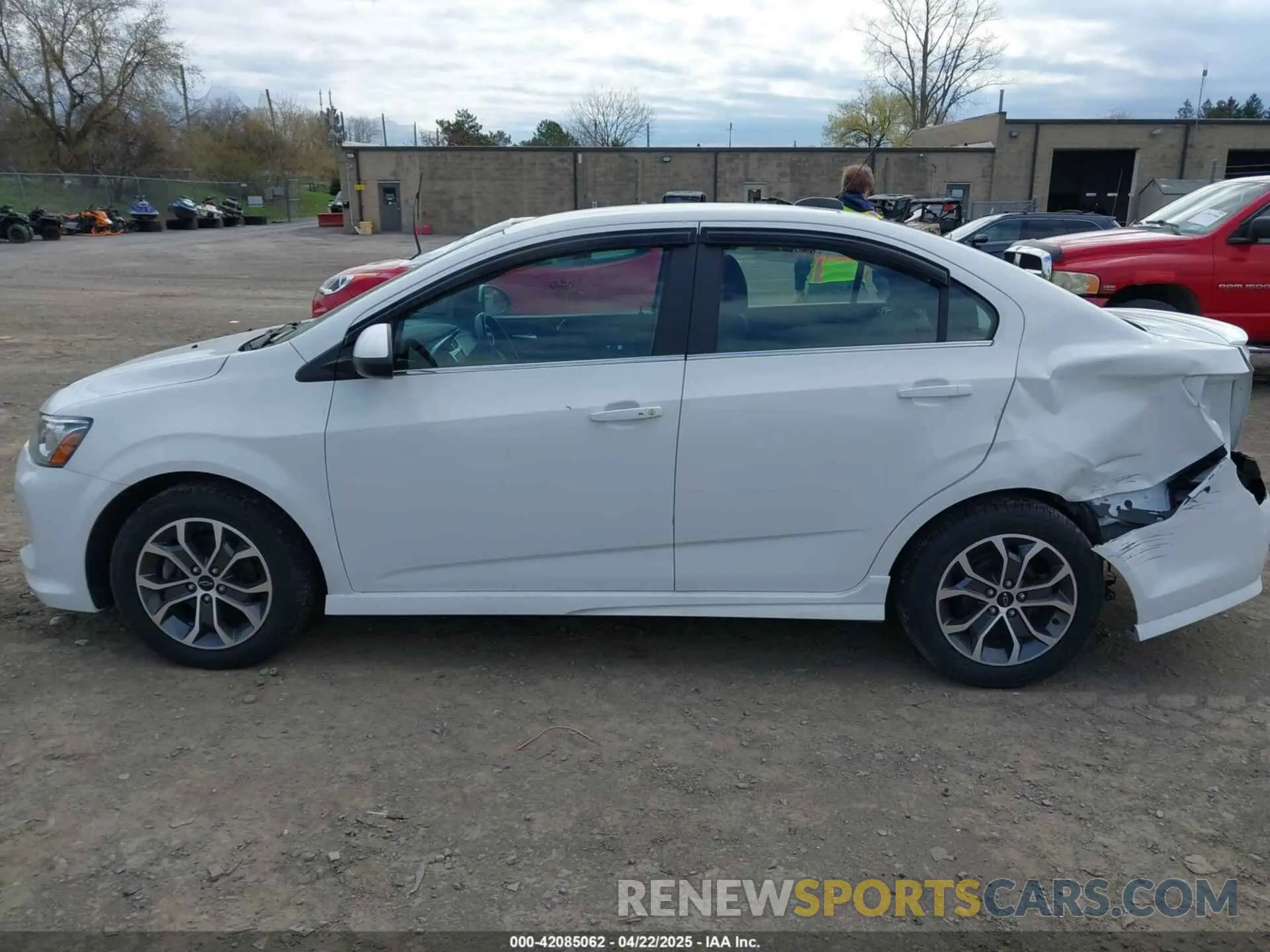 15 Фотография поврежденного автомобиля 1G1JD5SB6L4100503 CHEVROLET SONIC 2020