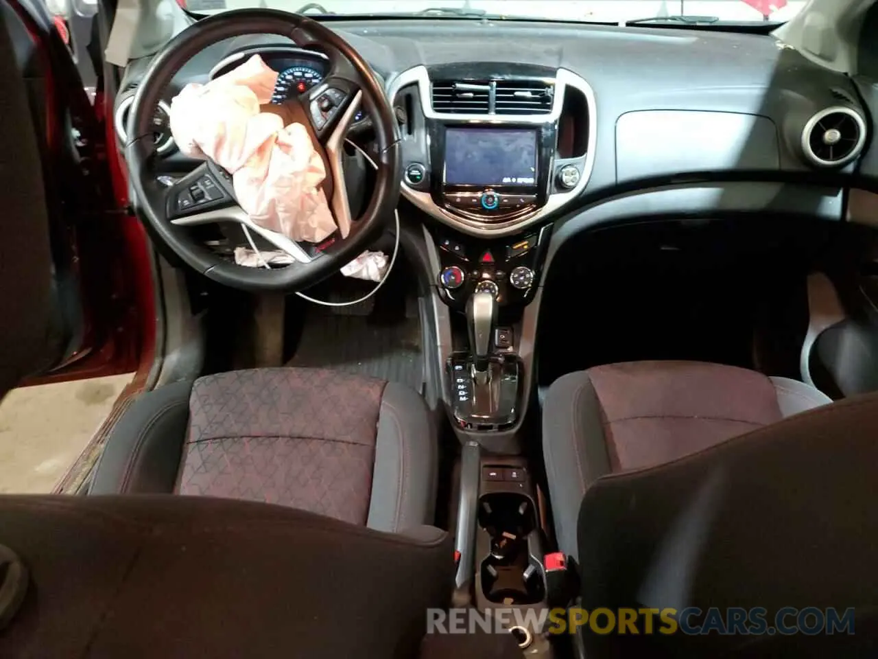 8 Photograph of a damaged car 1G1JD5SB6L4142413 CHEVROLET SONIC 2020
