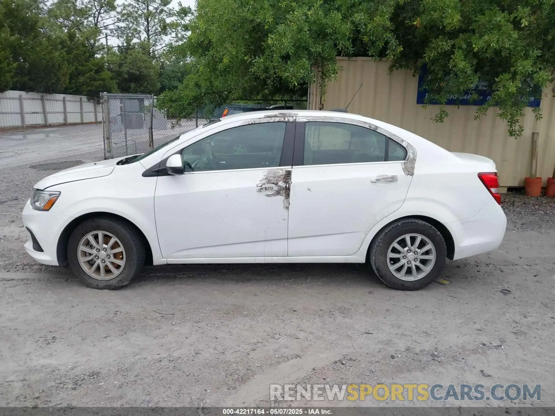 13 Фотография поврежденного автомобиля 1G1JD5SB7L4140587 CHEVROLET SONIC 2020