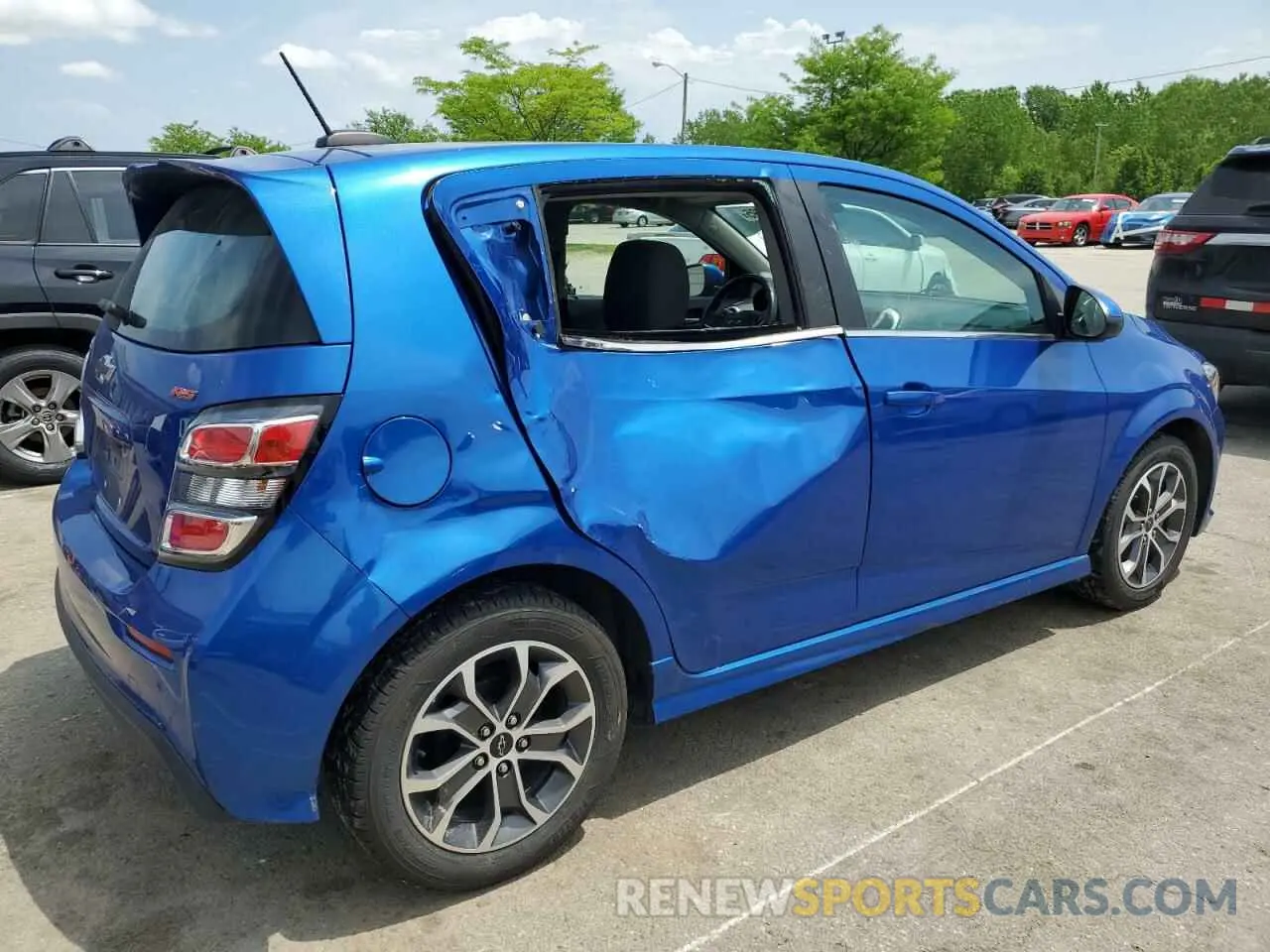 3 Photograph of a damaged car 1G1JD6SB6L4109157 CHEVROLET SONIC 2020