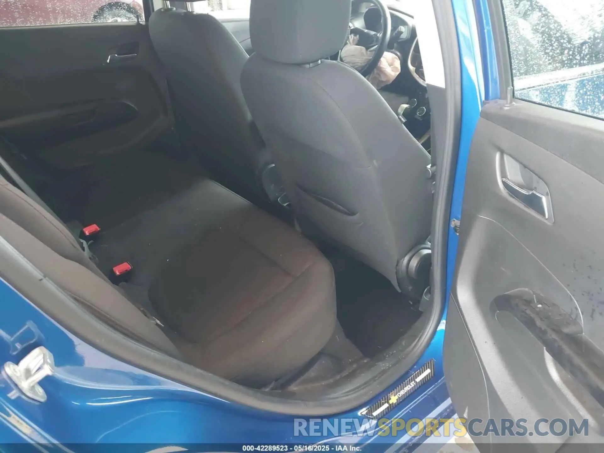 8 Фотография поврежденного автомобиля 1G1JD6SB8L4135761 CHEVROLET SONIC 2020