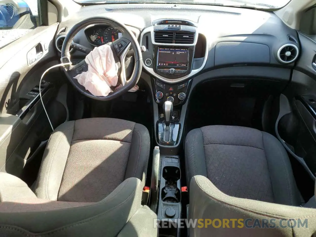 8 Фотография поврежденного автомобиля 1G1JD6SB9L4112487 CHEVROLET SONIC 2020