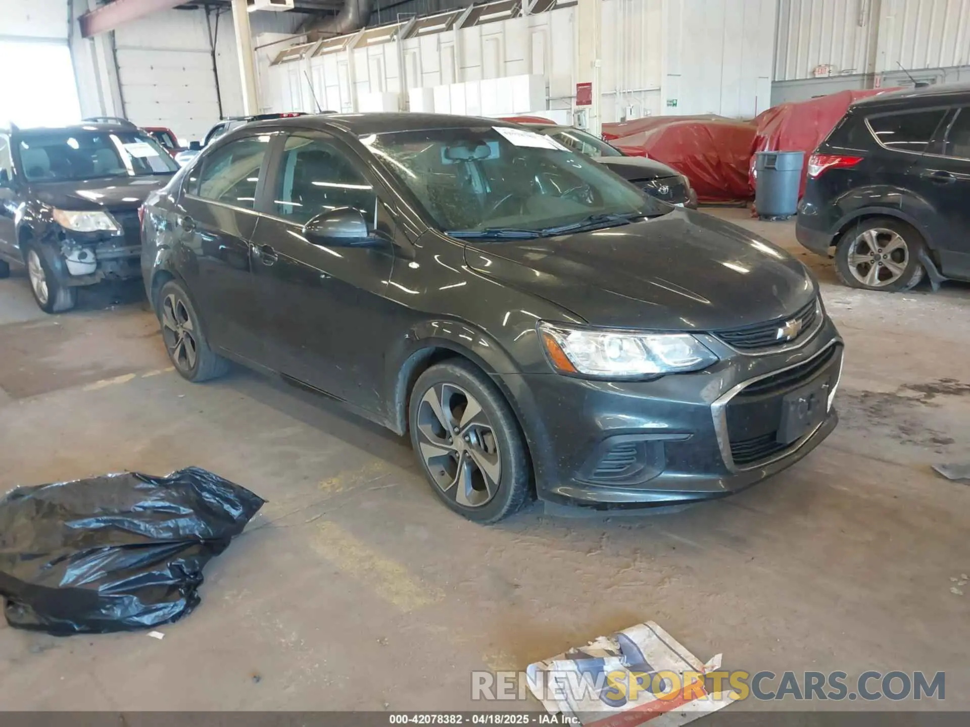 1 Фотография поврежденного автомобиля 1G1JF5SB3L4118984 CHEVROLET SONIC 2020