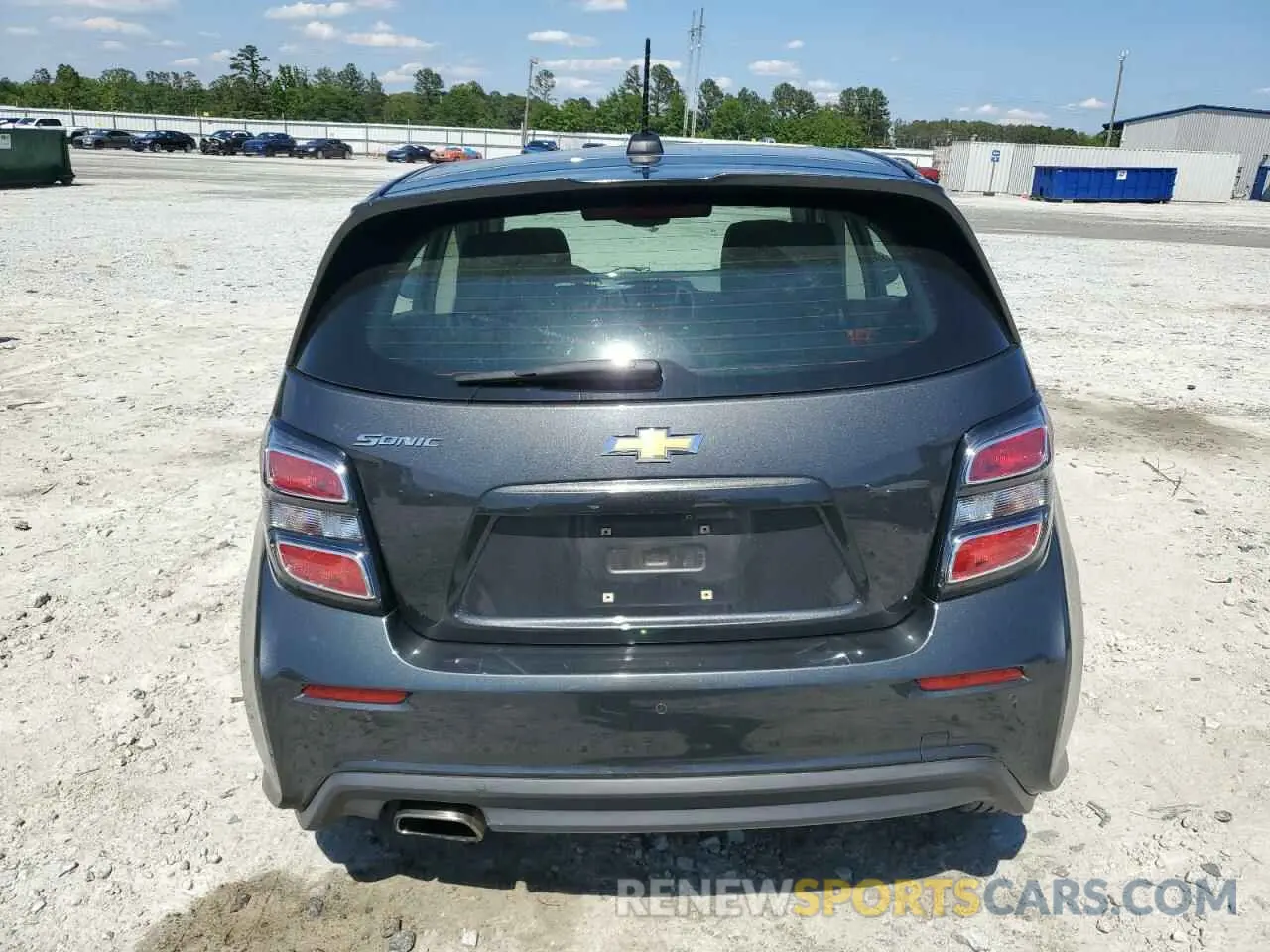 6 Фотография поврежденного автомобиля 1G1JG6SB0L4127211 CHEVROLET SONIC 2020