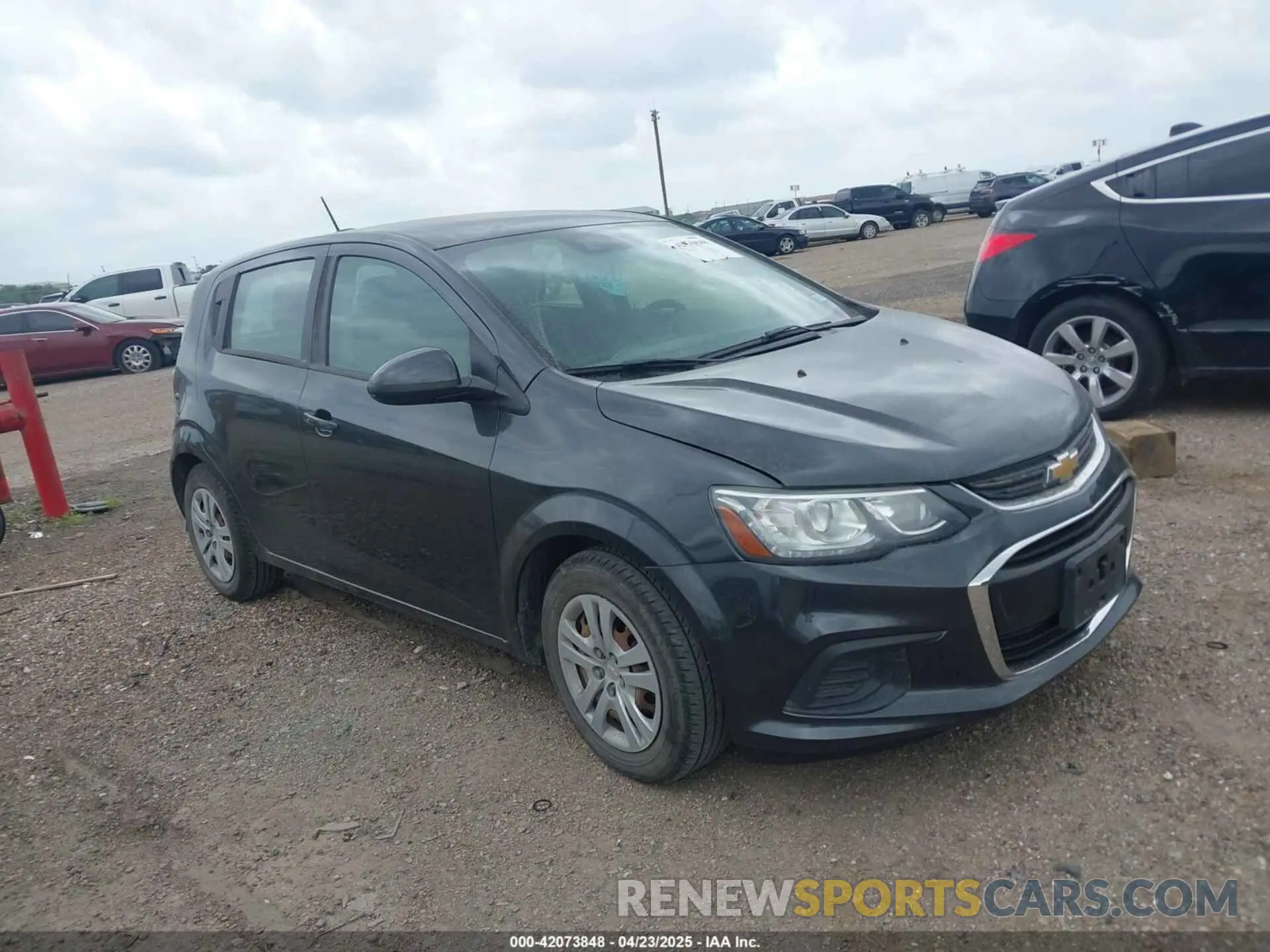 13 Фотография поврежденного автомобиля 1G1JG6SB3L4113450 CHEVROLET SONIC 2020