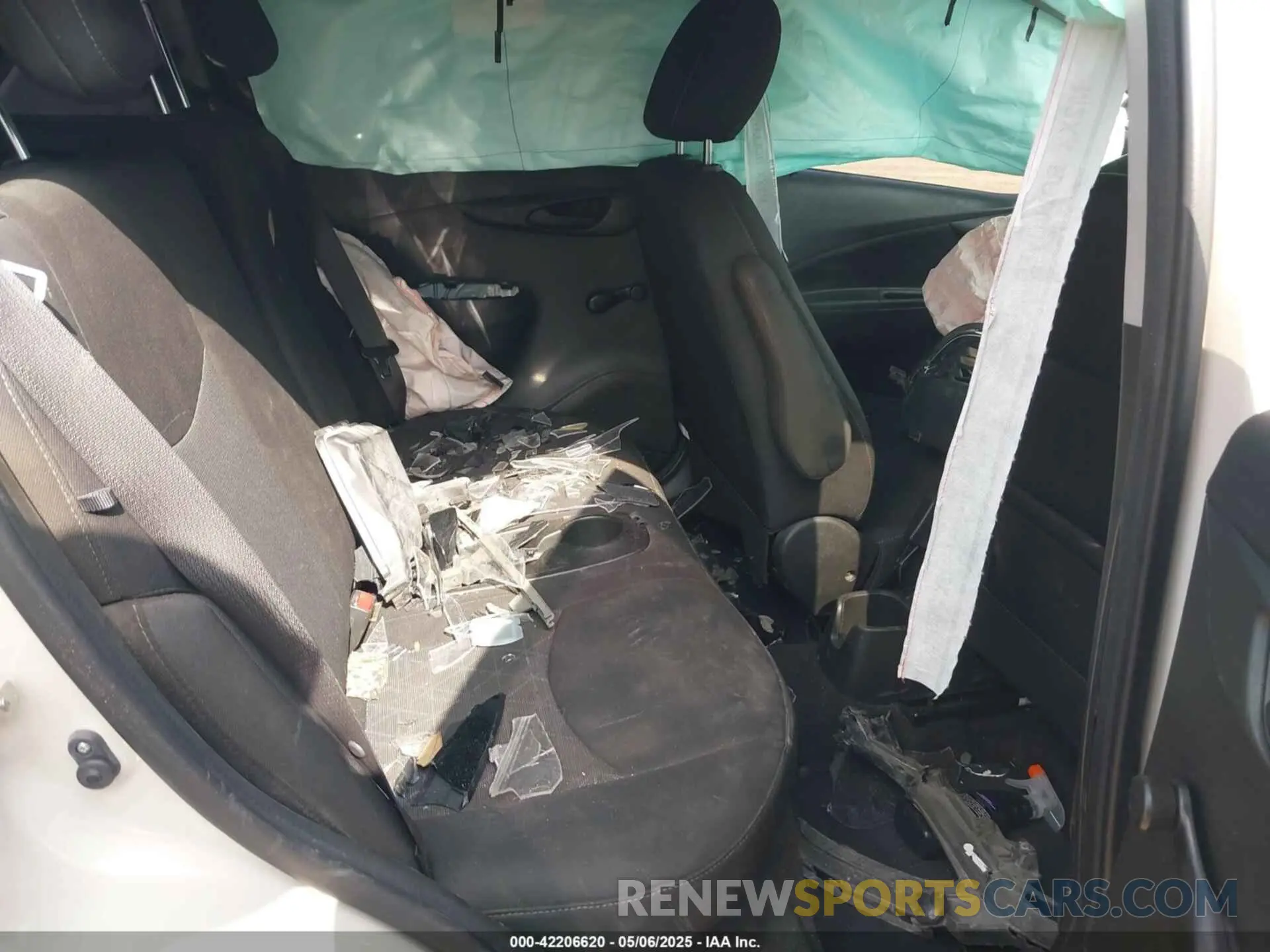 8 Фотография поврежденного автомобиля KL8CB6SA0KC705696 CHEVROLET SPARK 2019