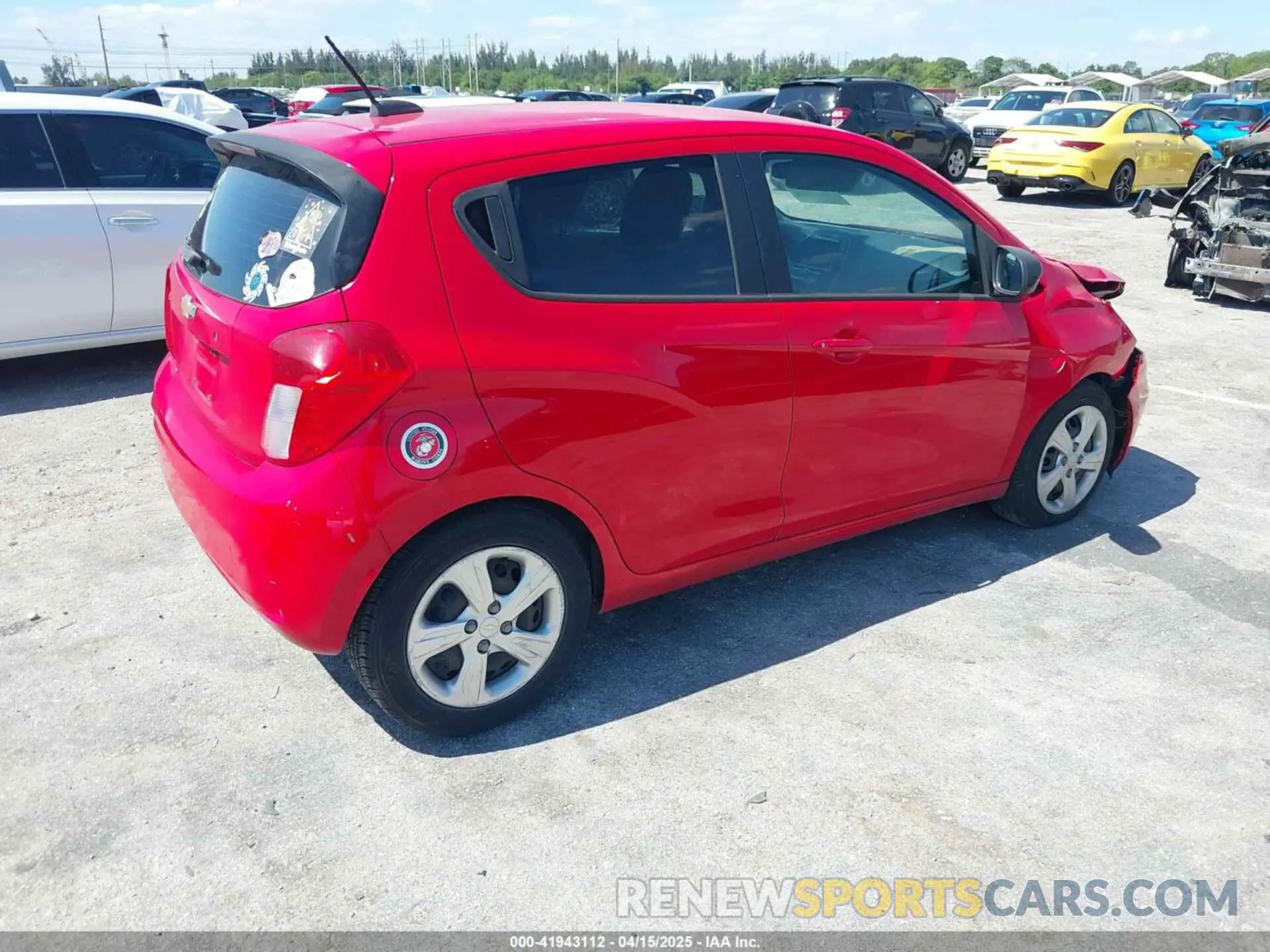 4 Photograph of a damaged car KL8CB6SA0KC764828 CHEVROLET SPARK 2019