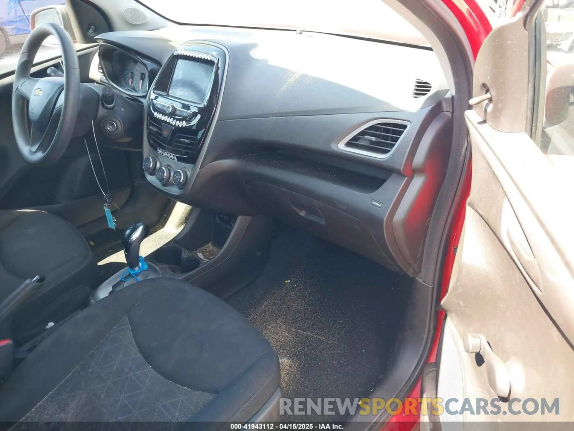 5 Photograph of a damaged car KL8CB6SA0KC764828 CHEVROLET SPARK 2019