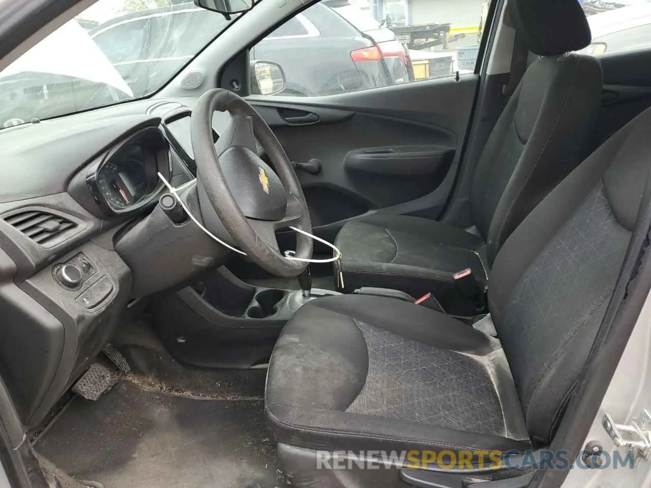 7 Фотография поврежденного автомобиля KL8CB6SA0KC787395 CHEVROLET SPARK 2019