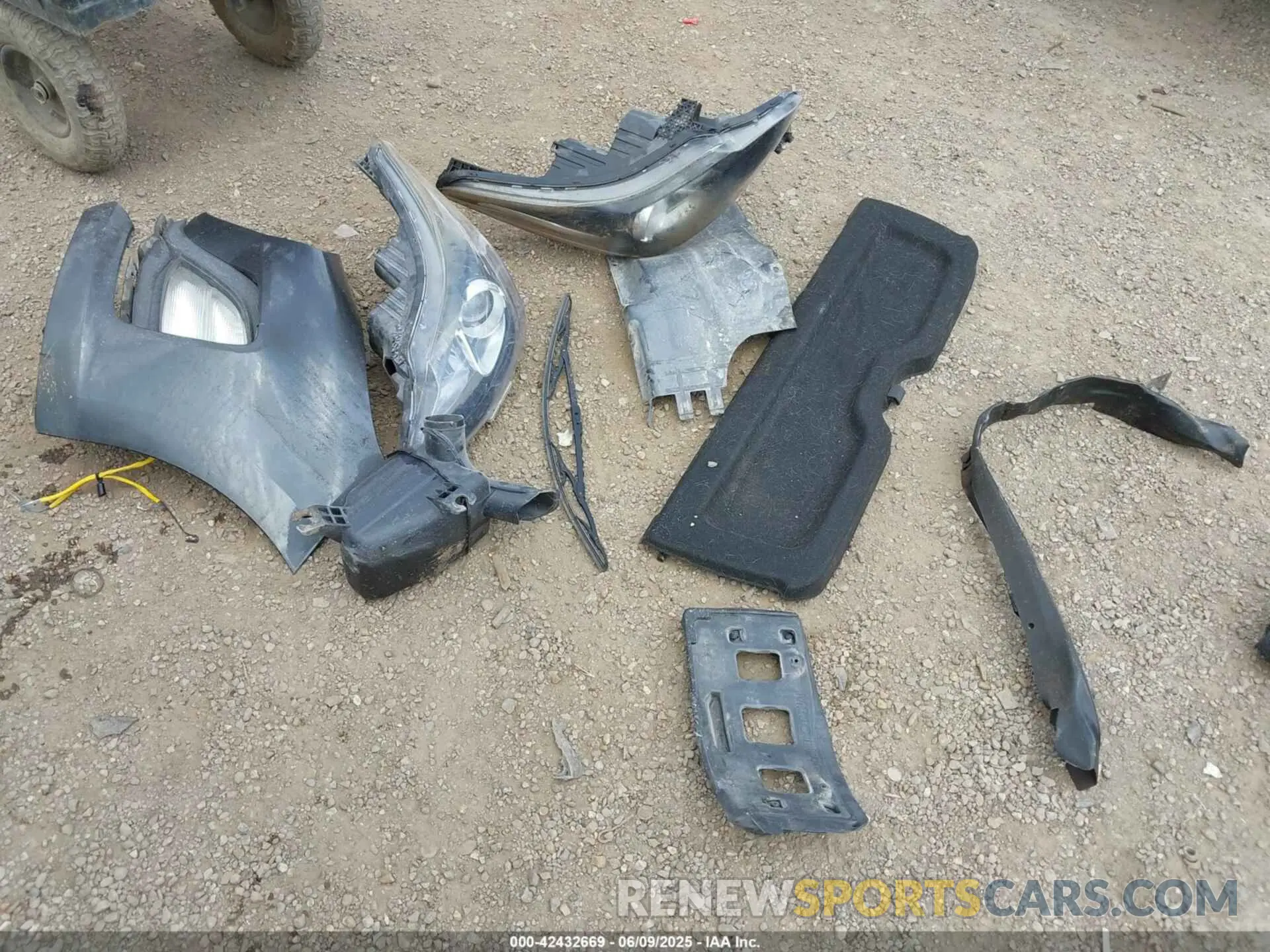 11 Photograph of a damaged car KL8CB6SA0KC818838 CHEVROLET SPARK 2019