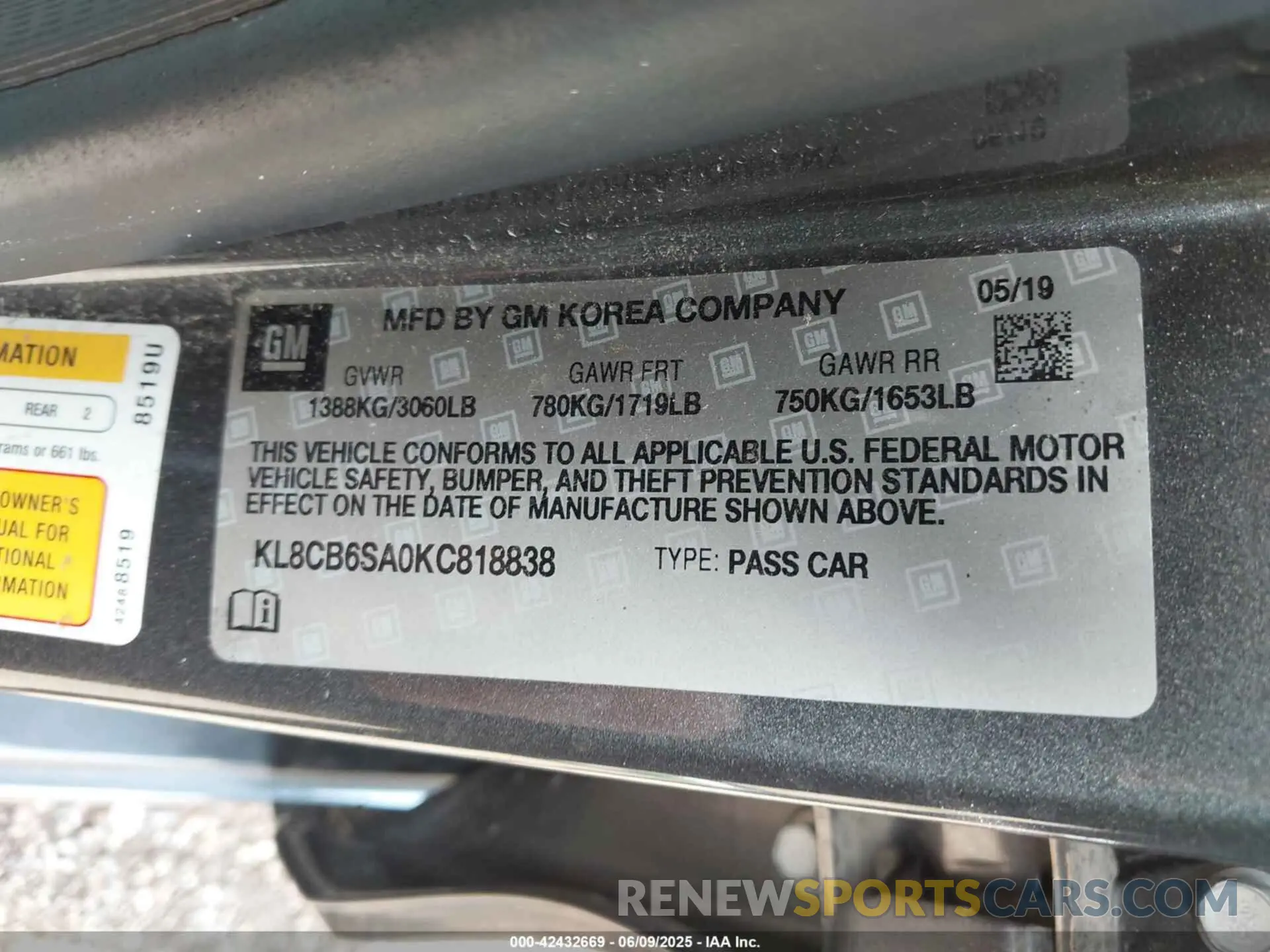 9 Photograph of a damaged car KL8CB6SA0KC818838 CHEVROLET SPARK 2019