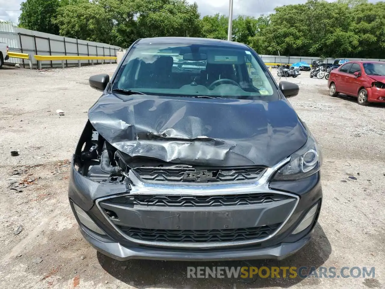 5 Photograph of a damaged car KL8CB6SA1KC724984 CHEVROLET SPARK 2019
