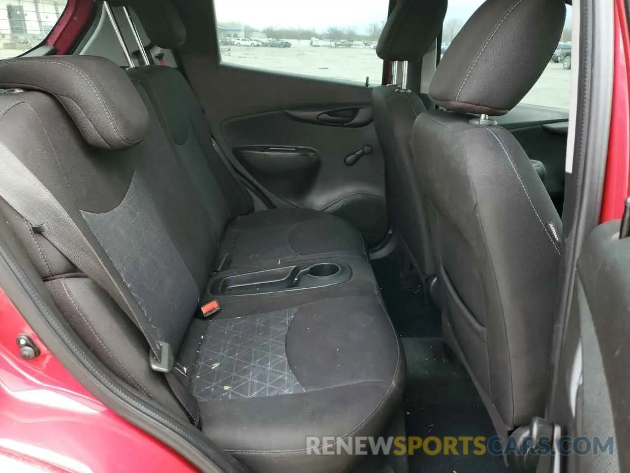 10 Photograph of a damaged car KL8CB6SA1KC800848 CHEVROLET SPARK 2019