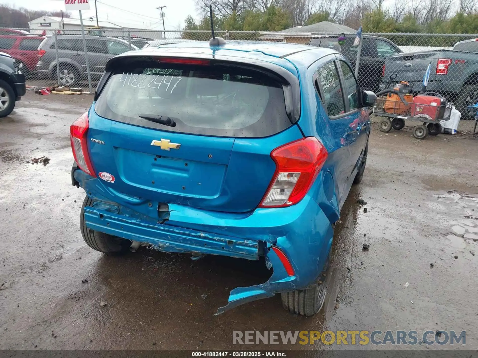 4 Фотография поврежденного автомобиля KL8CB6SA2KC706171 CHEVROLET SPARK 2019